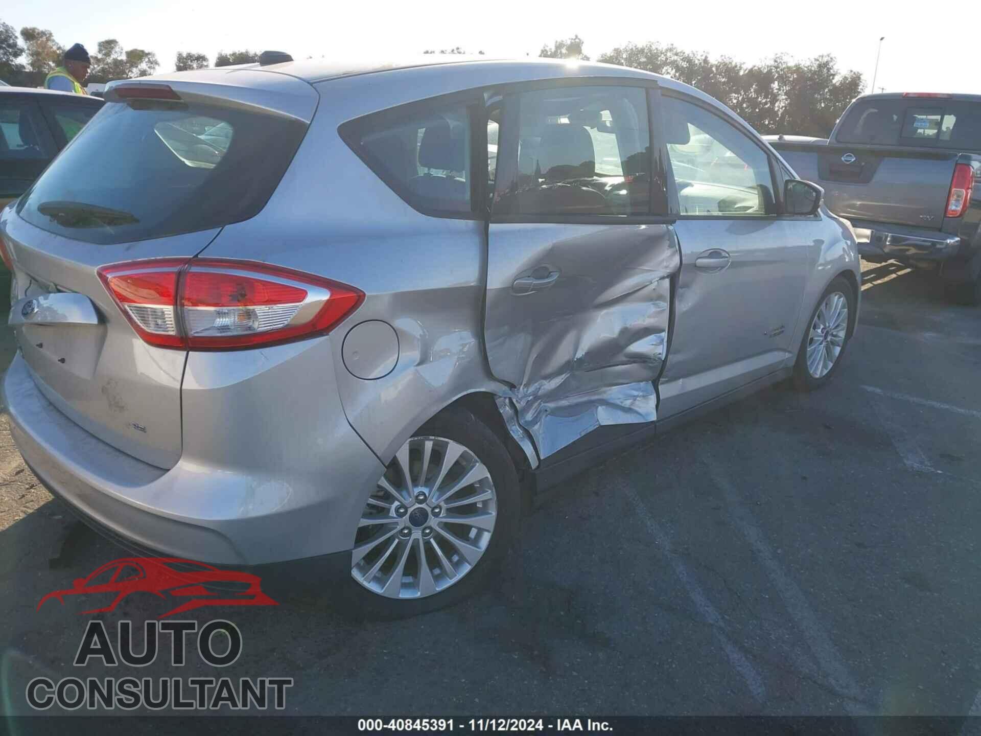 FORD C-MAX ENERGI 2017 - 1FADP5EU2HL107976