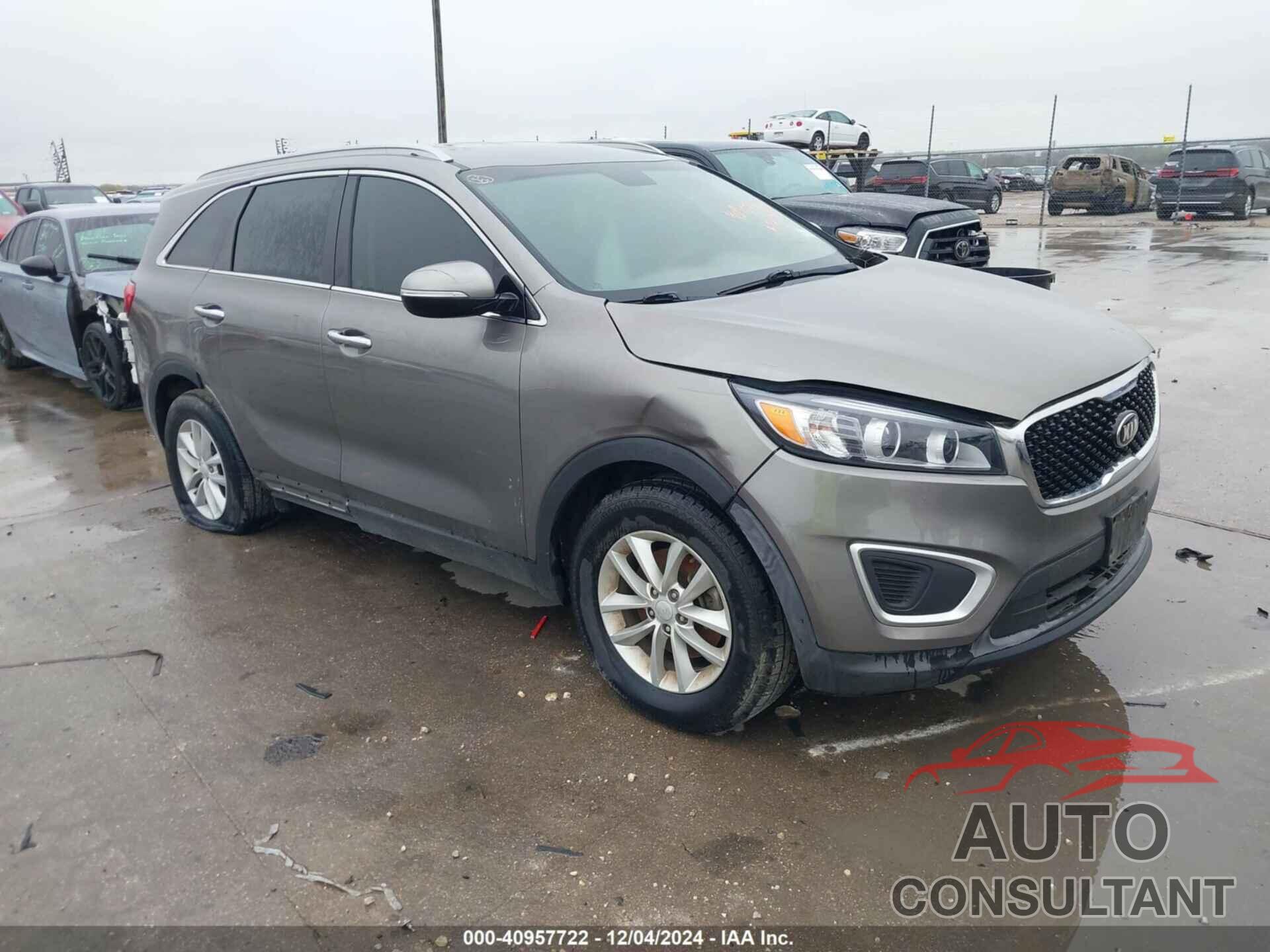 KIA SORENTO 2018 - 5XYPG4A3XJG376789