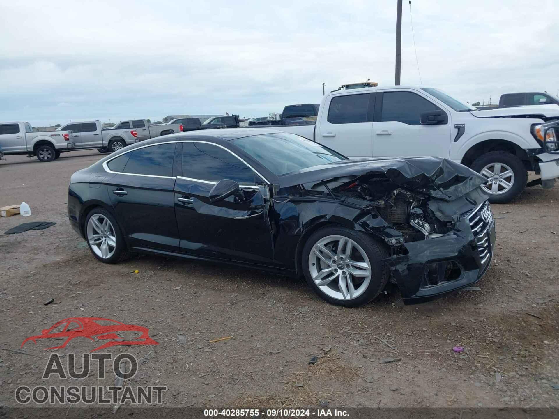 AUDI A5 2019 - WAUANCF59KA051176