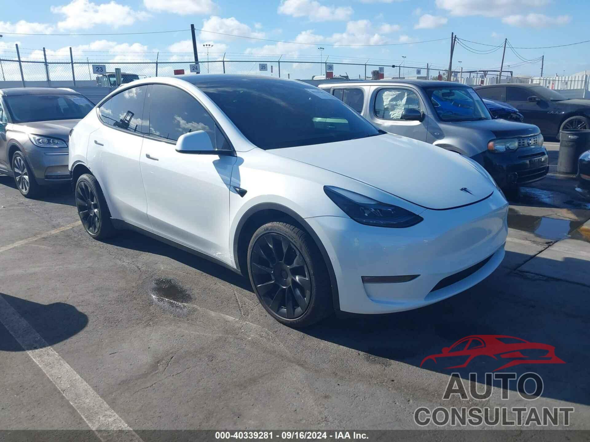 TESLA MODEL Y 2022 - 7SAYGDEE3NF515239