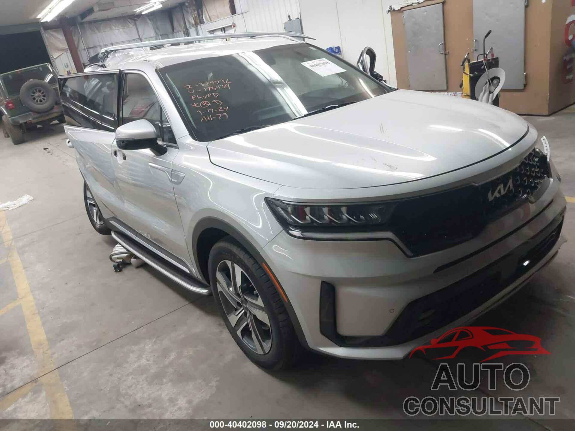 KIA SORENTO HYBRID 2023 - KNDRHDLG0P5173434