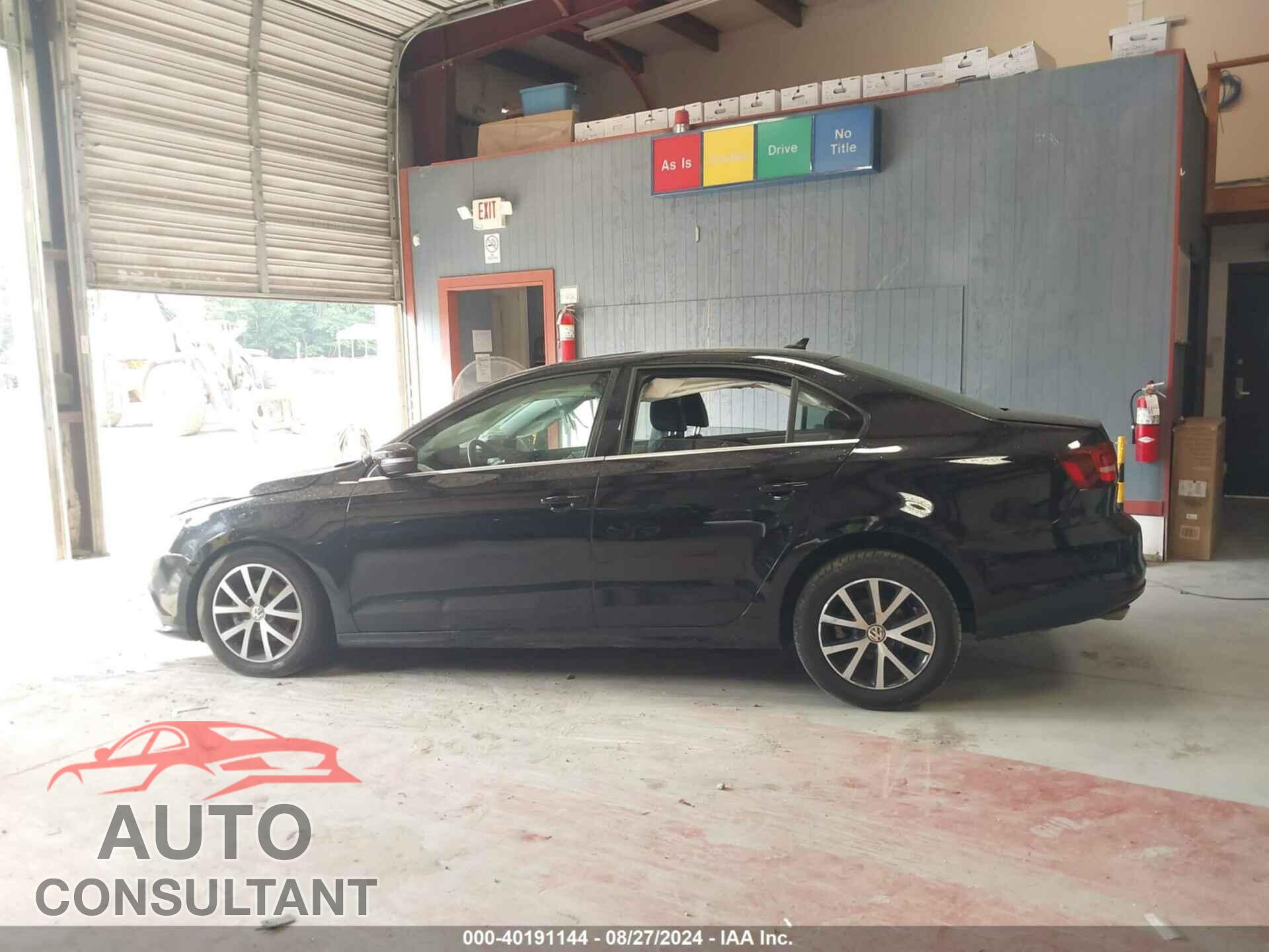 VOLKSWAGEN JETTA 2017 - 3VWDB7AJ7HM386403