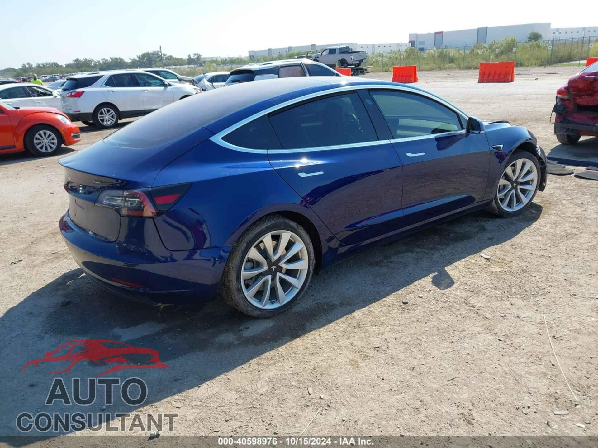 TESLA MODEL 3 2018 - 5YJ3E1EA3JF049721