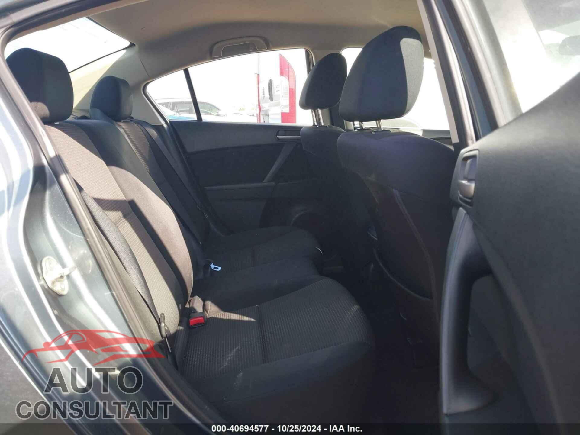 MAZDA MAZDA3 2012 - JM1BL1UG8C1595014