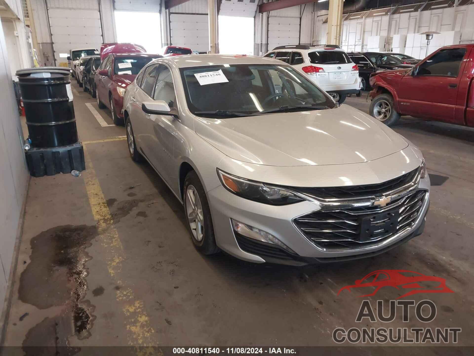 CHEVROLET MALIBU 2022 - 1G1ZD5ST5NF170013