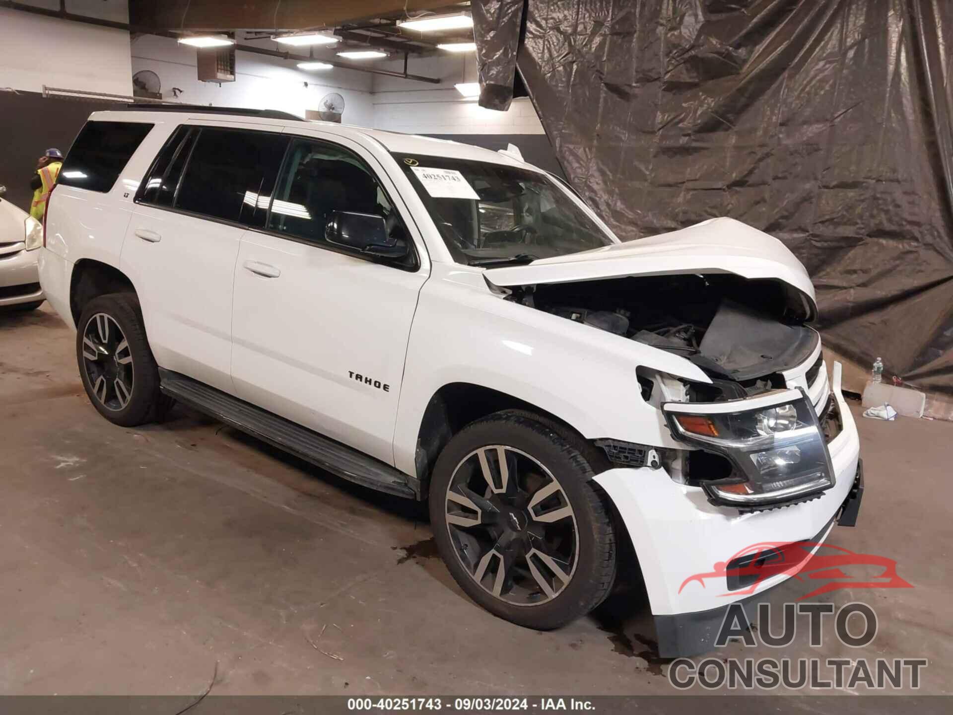 CHEVROLET TAHOE 2019 - 1GNSKBKC6KR245588