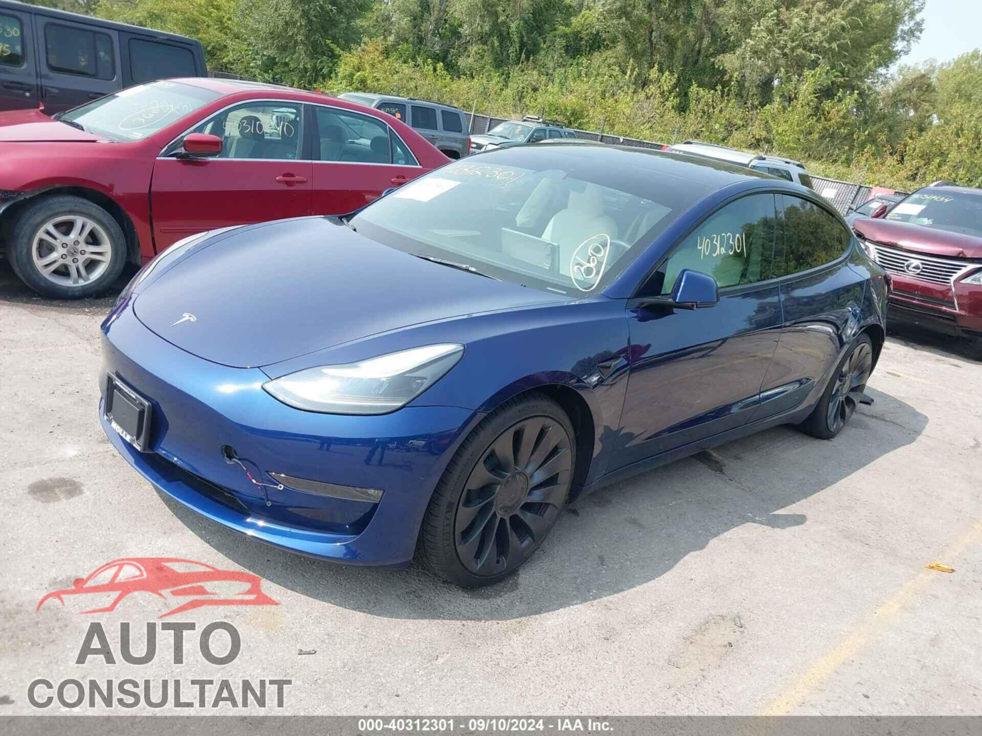 TESLA MODEL 3 2023 - 5YJ3E1ECXPF636928
