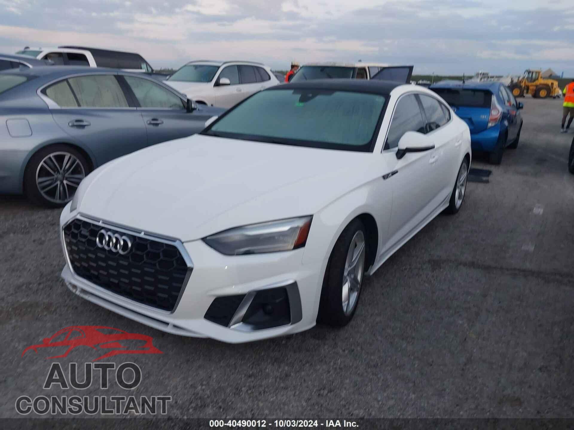 AUDI A5 2021 - WAUDACF55MA046231