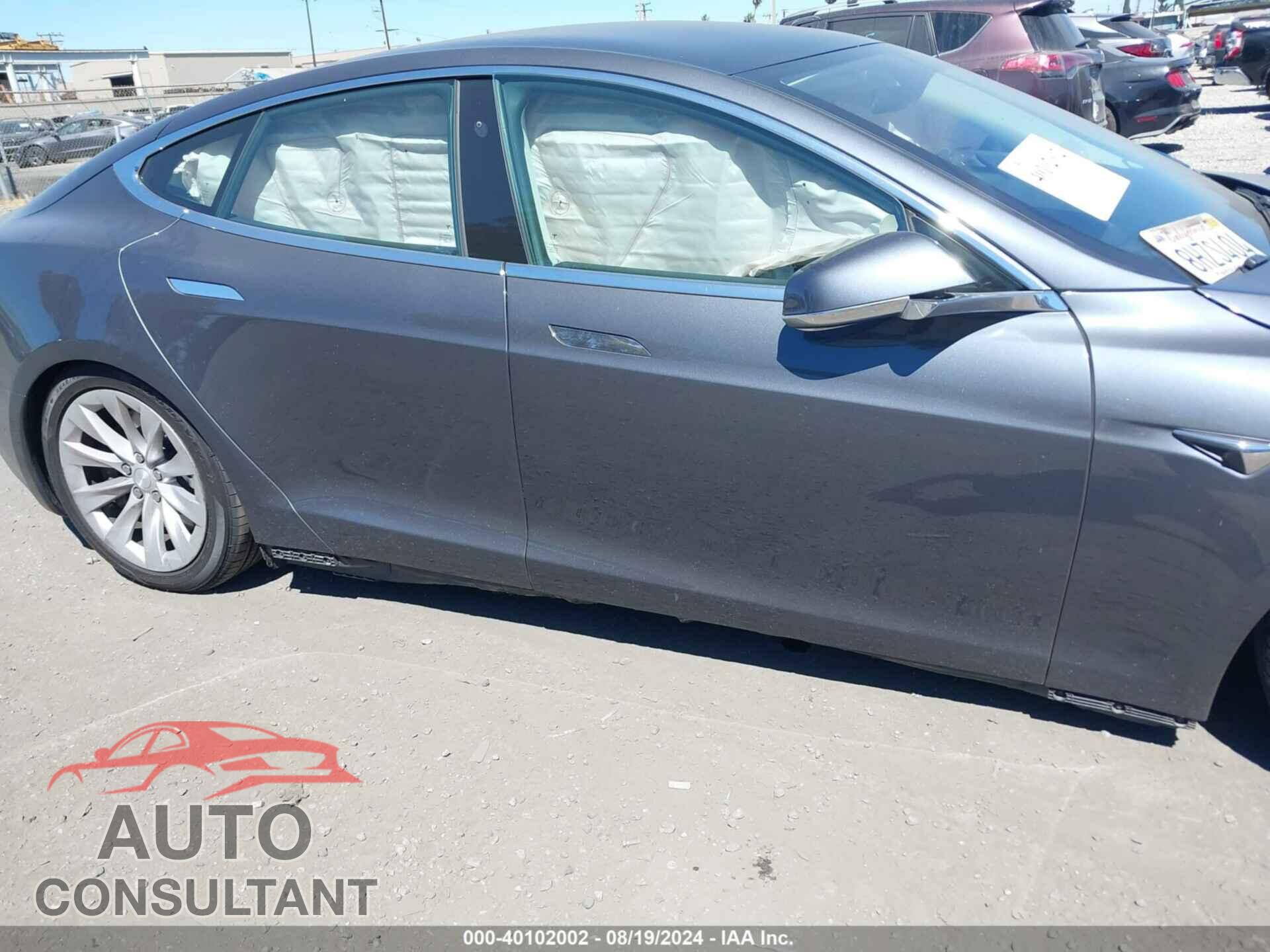 TESLA MODEL S 2018 - 5YJSA1E25JF291121