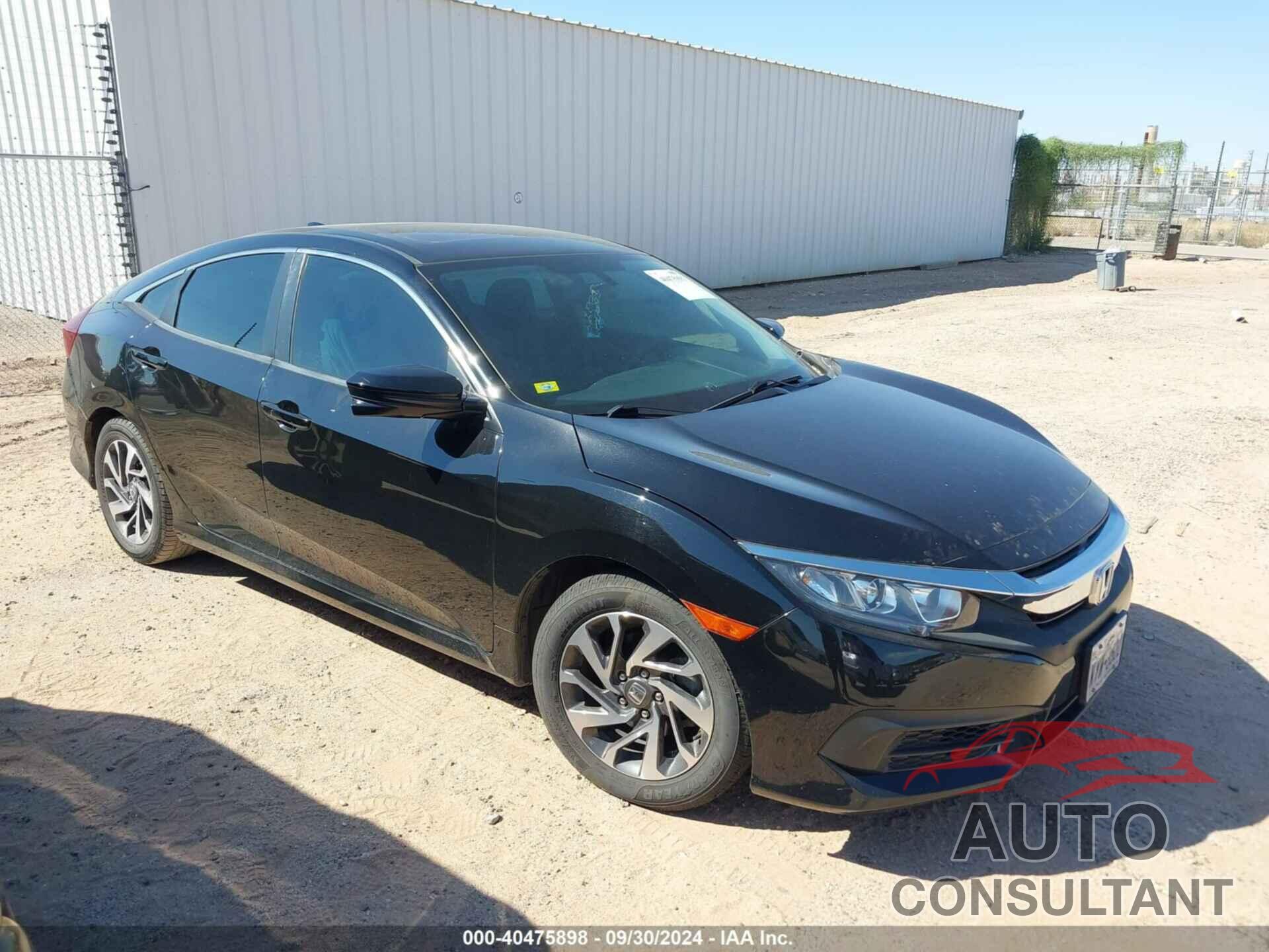HONDA CIVIC 2018 - 2HGFC2F76JH557429