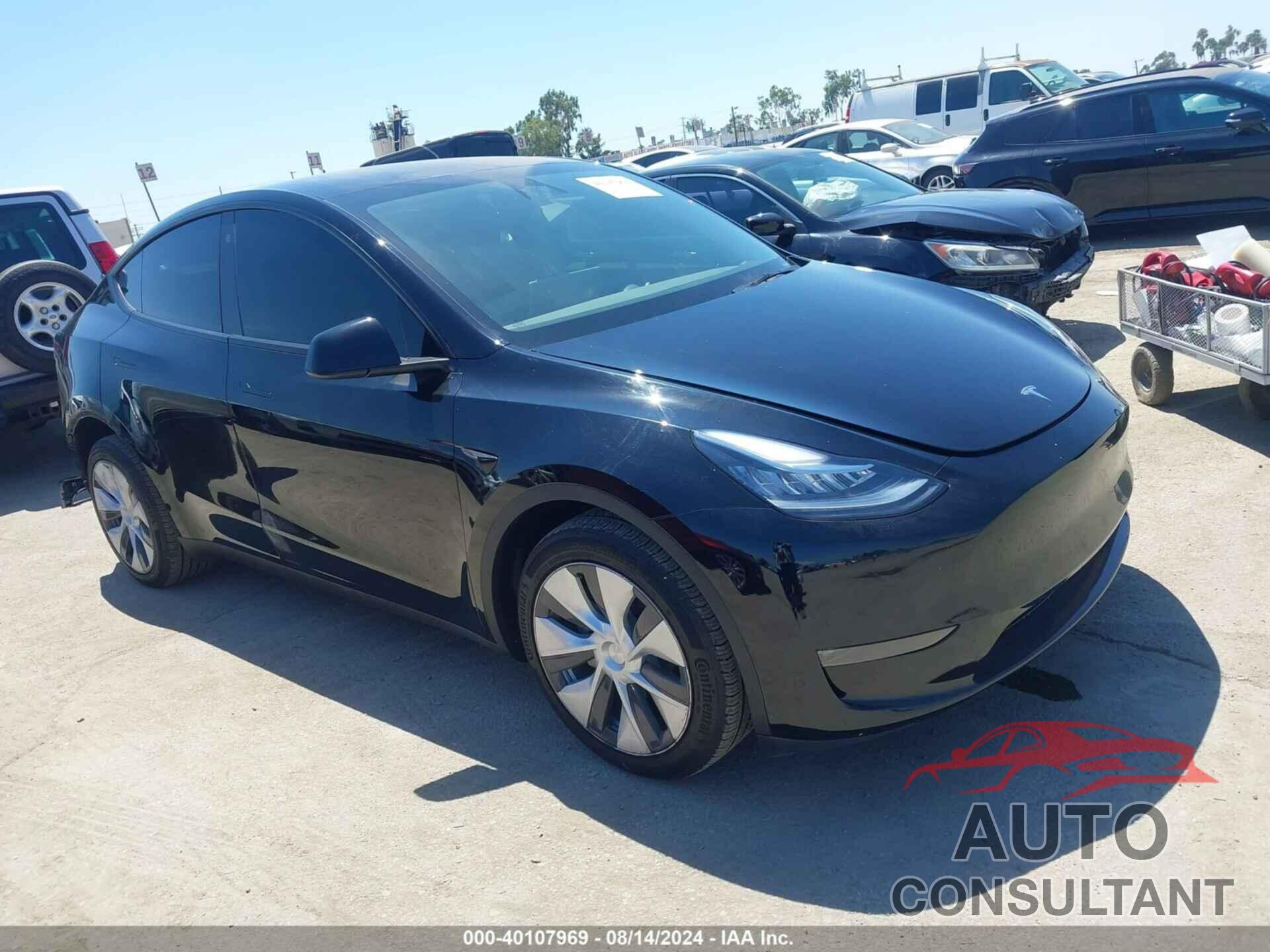 TESLA MODEL Y 2023 - 7SAYGDEE8PA093789