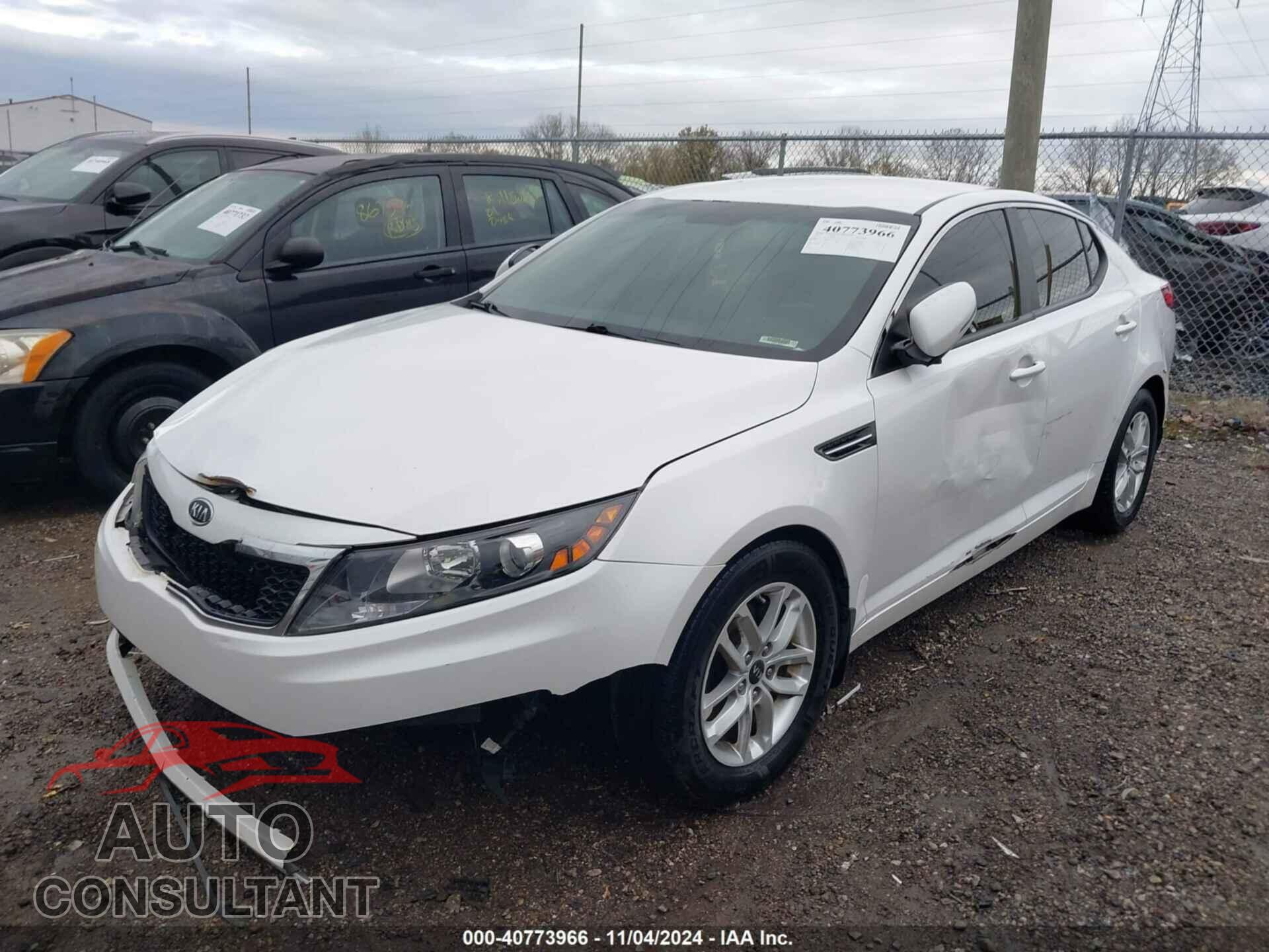 KIA OPTIMA 2011 - KNAGM4A77B5163754