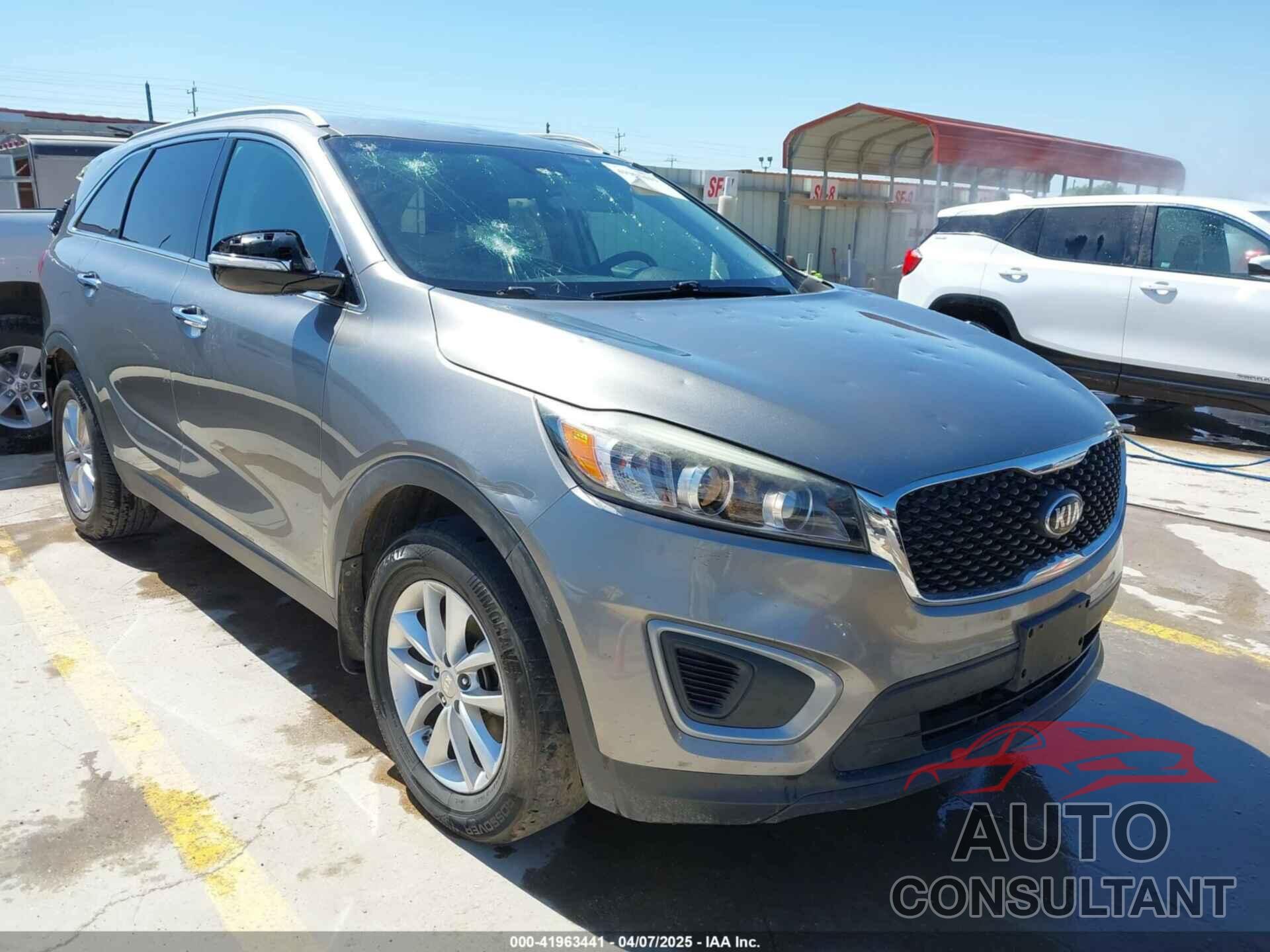 KIA SORENTO 2018 - 5XYPG4A32JG377807