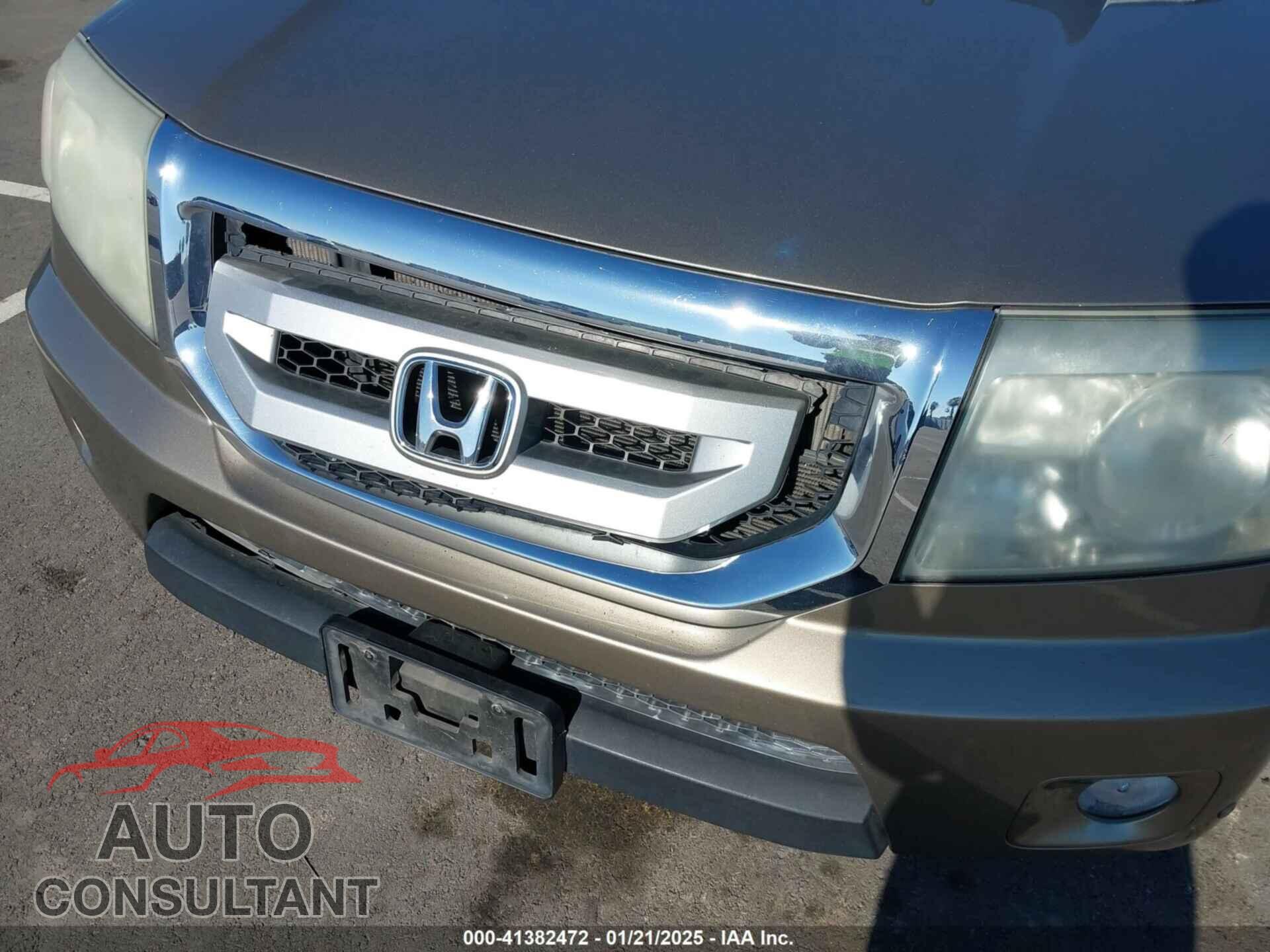 HONDA PILOT 2011 - 5FNYF4H91BB001951