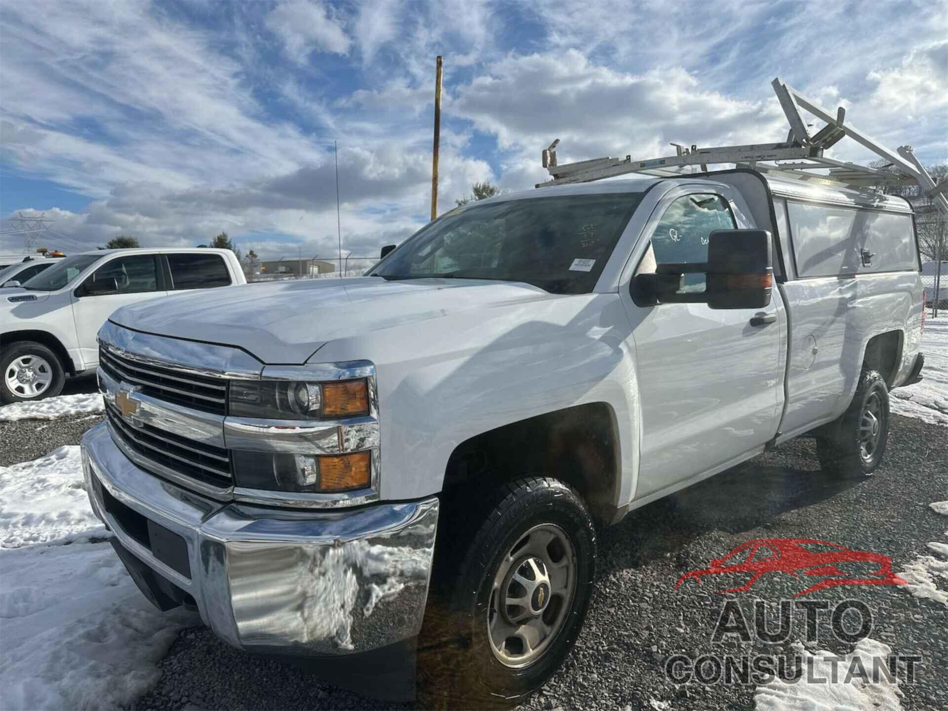 CHEVROLET SILVERADO 2500HD 2017 - 1GC0KUEG8HZ273945