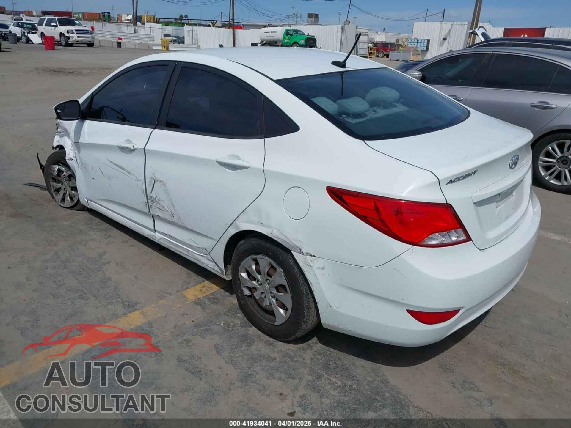 HYUNDAI ACCENT 2015 - KMHCT4AE7FU819042