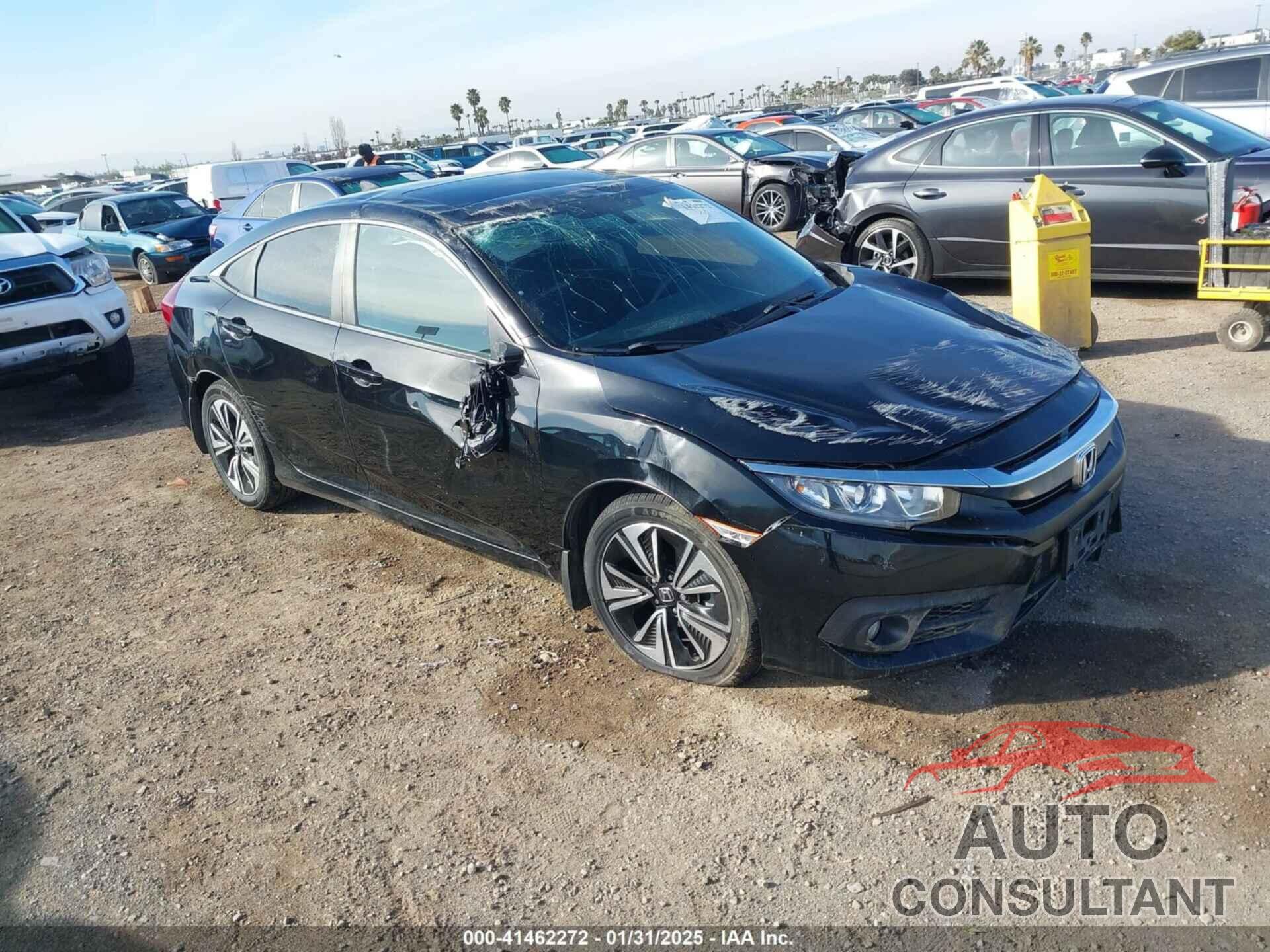 HONDA CIVIC 2018 - JHMFC1F30JX037372