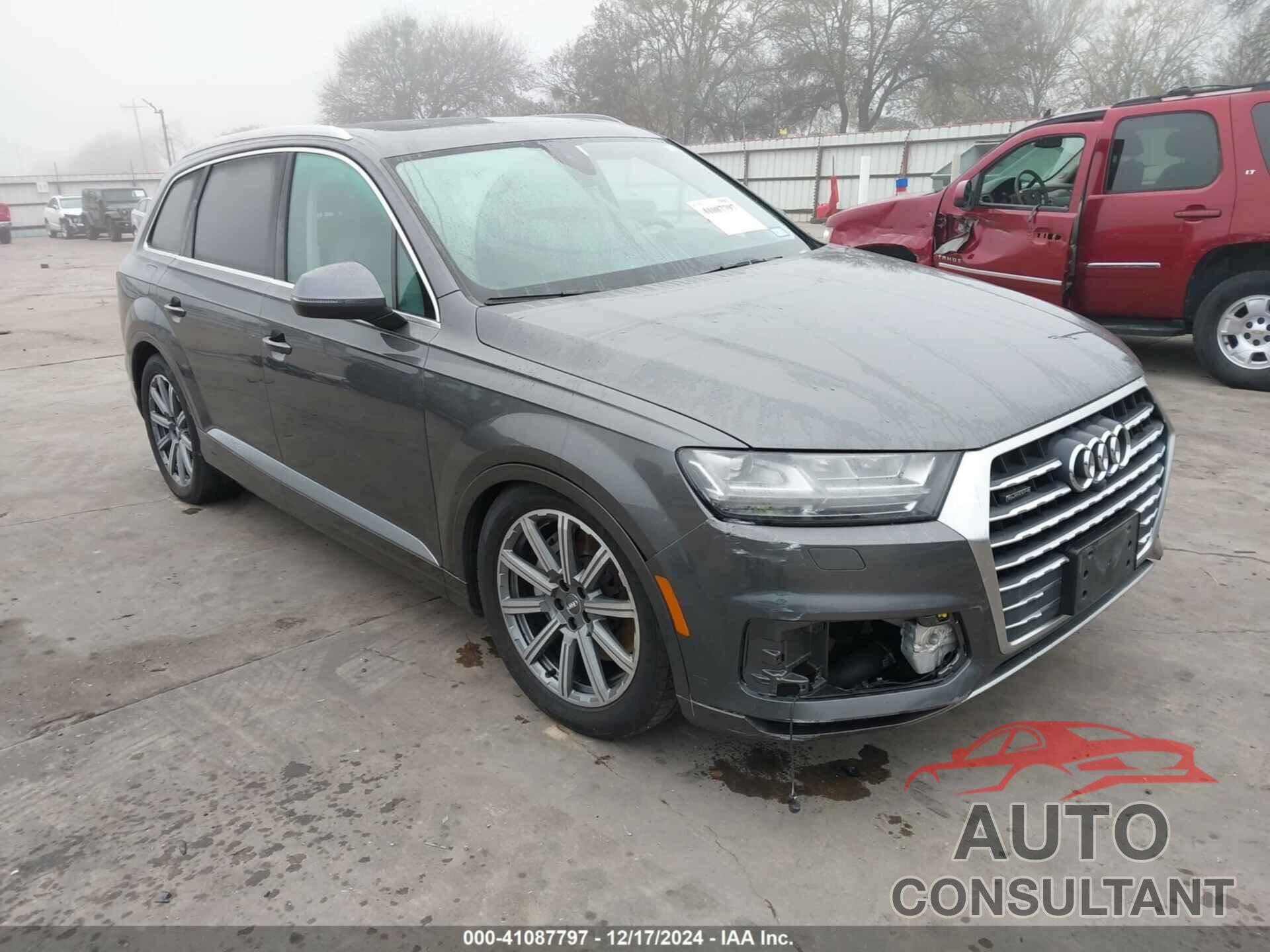 AUDI Q7 2018 - WA1LHAF70JD040387