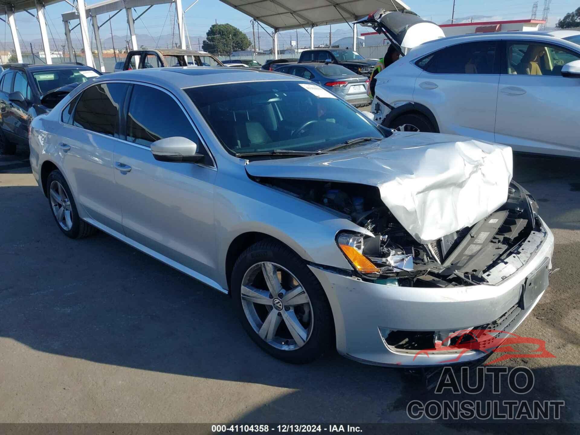 VOLKSWAGEN PASSAT 2013 - 1VWBP7A36DC105293