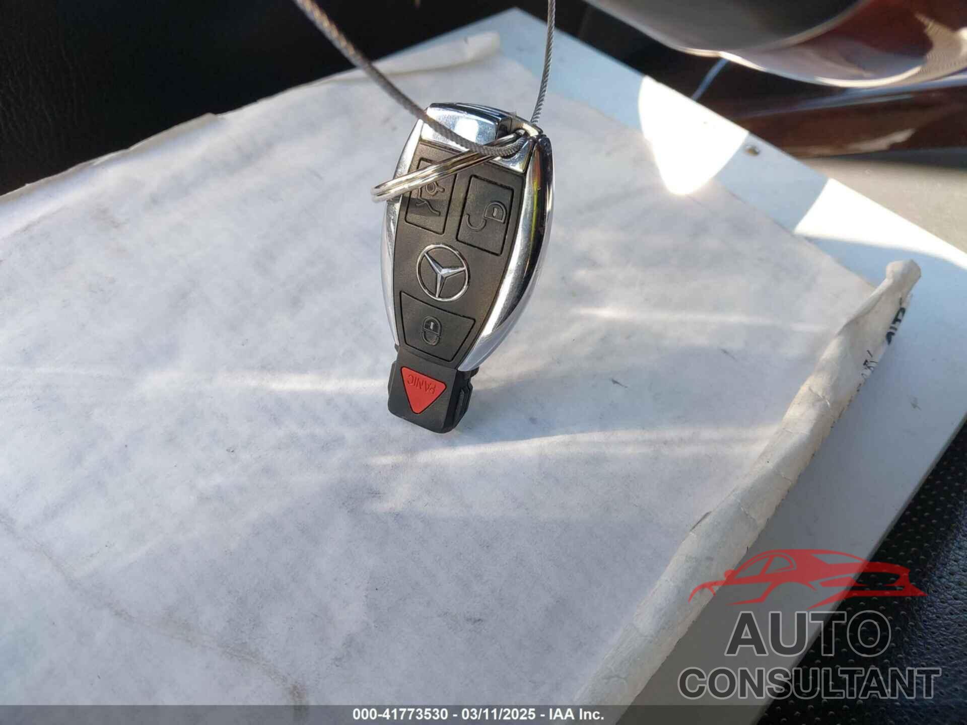 MERCEDES-BENZ S 550 2012 - WDDNG7DB0CA426586