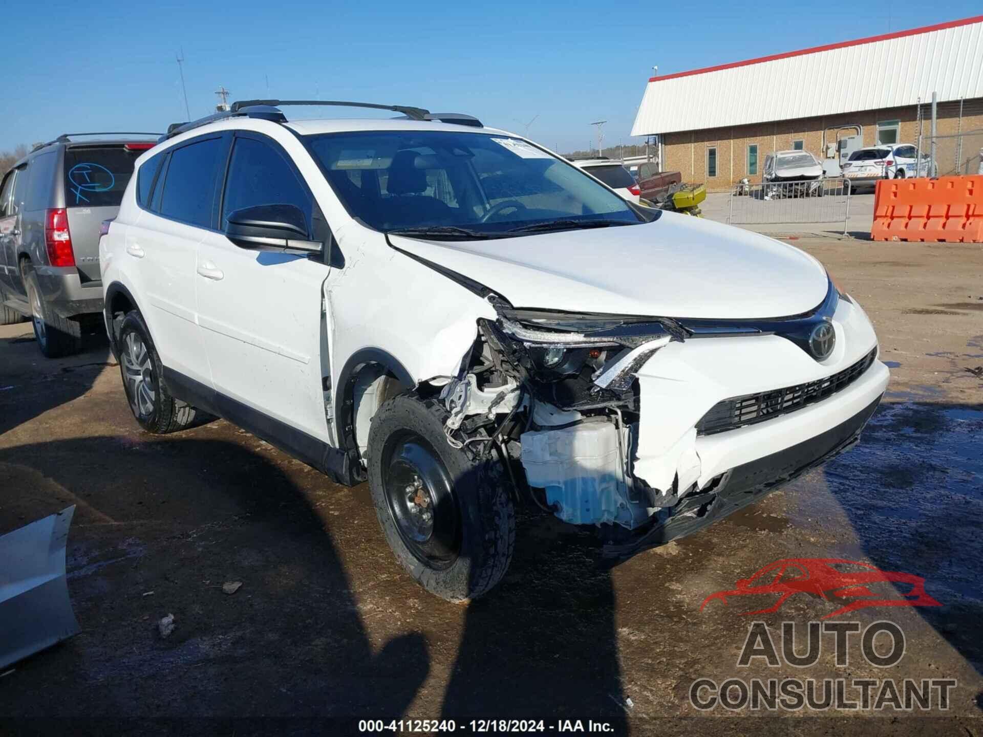 TOYOTA RAV4 2018 - JTMZFREV0JJ183975