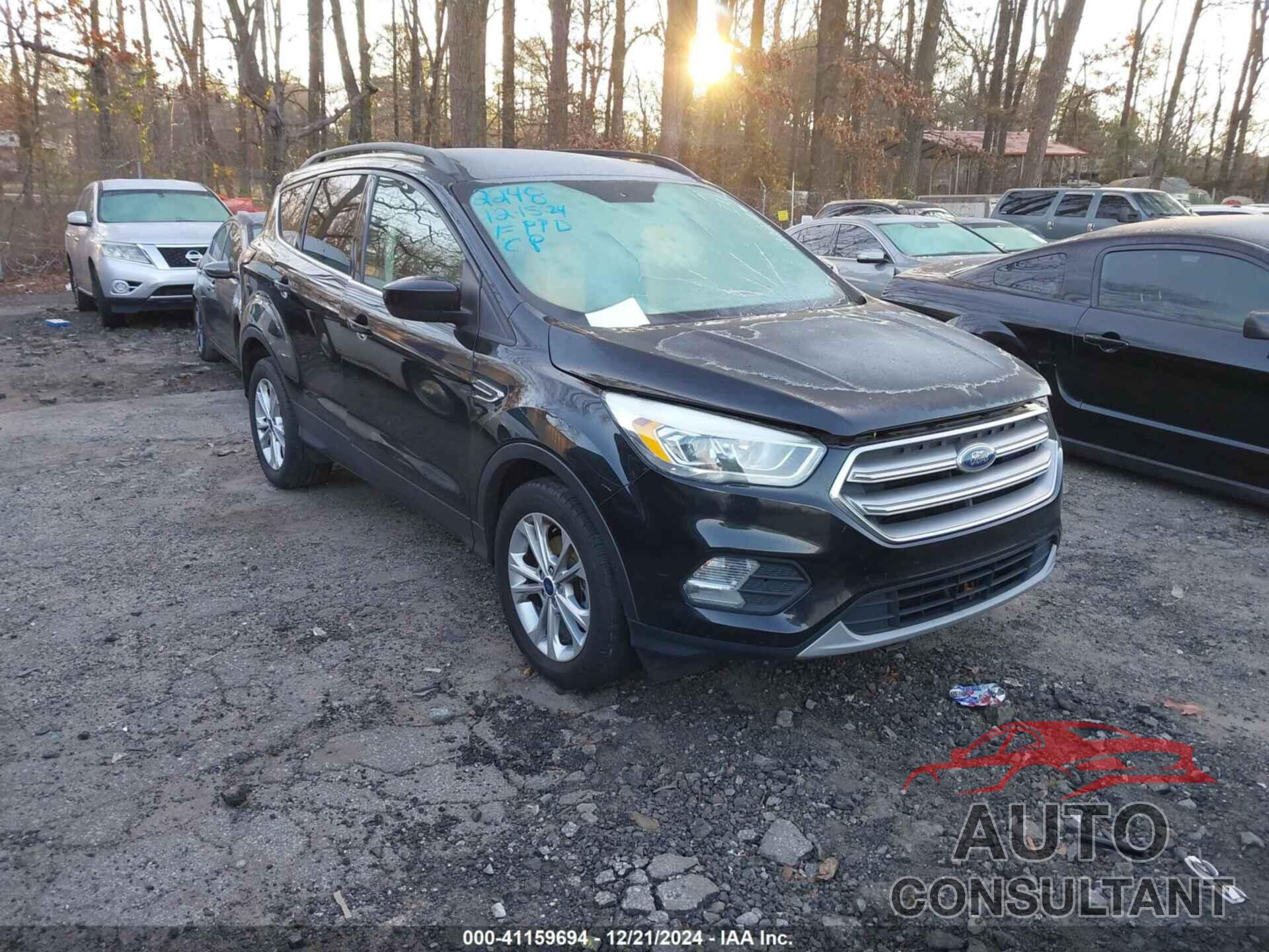 FORD ESCAPE 2017 - 1FMCU0GD6HUD92248