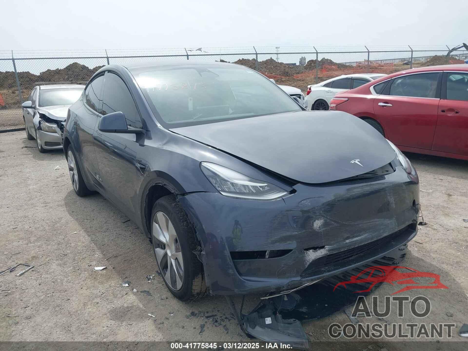 TESLA MODEL Y 2023 - 7SAYGDEE0PA036048
