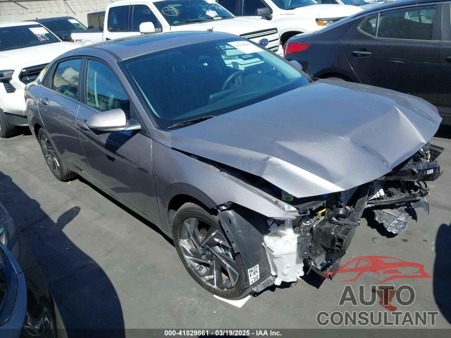 HYUNDAI ELANTRA 2024 - KMHLP4DG9RU690159