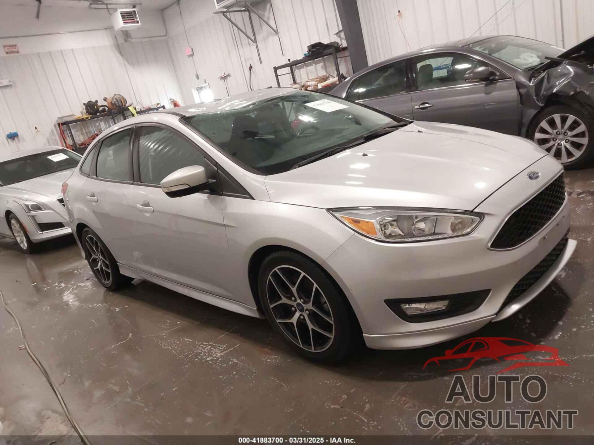 FORD FOCUS 2015 - 1FADP3F22FL380639