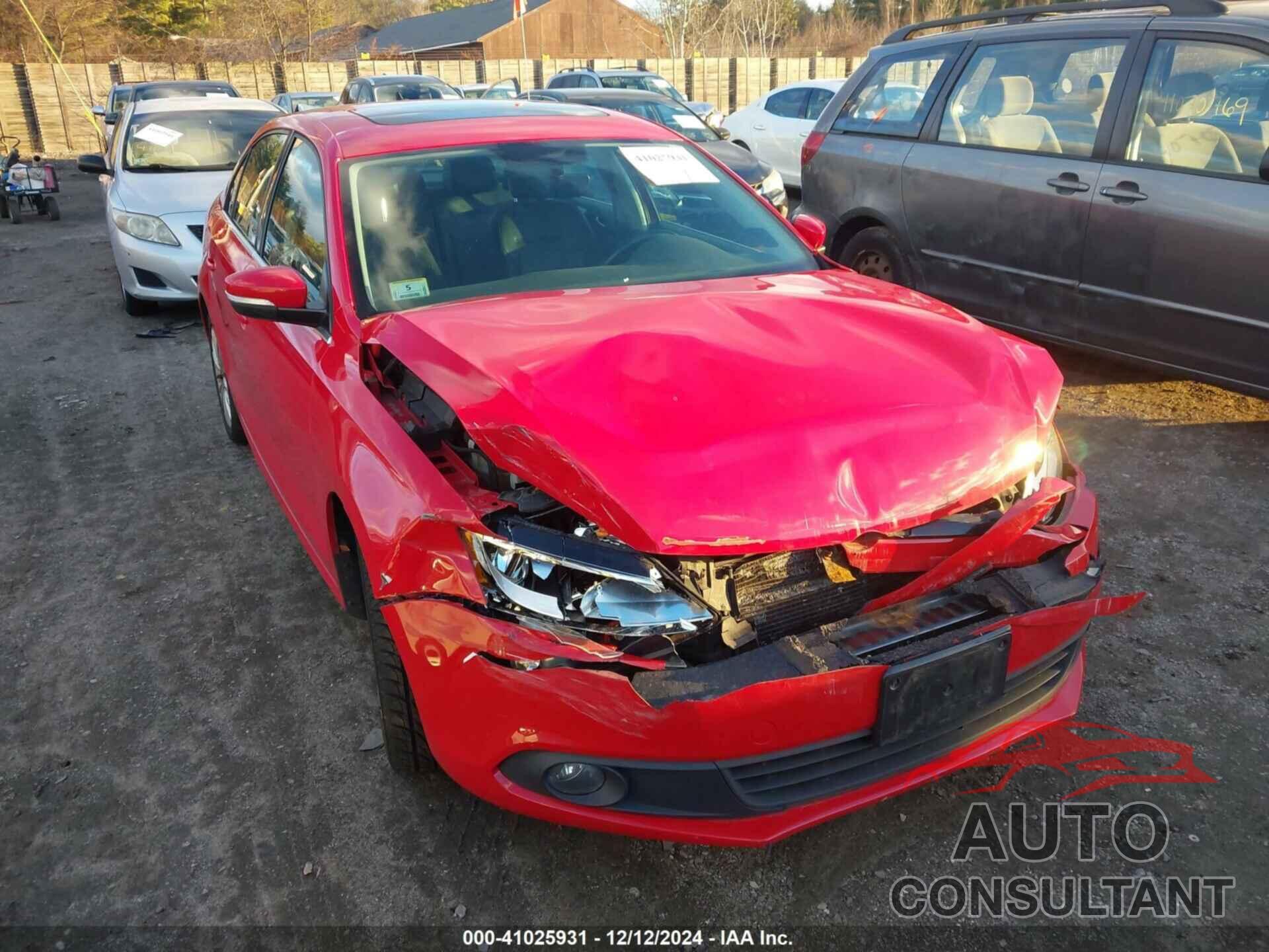 VOLKSWAGEN JETTA 2012 - 3VWLP7AJ9CM327777