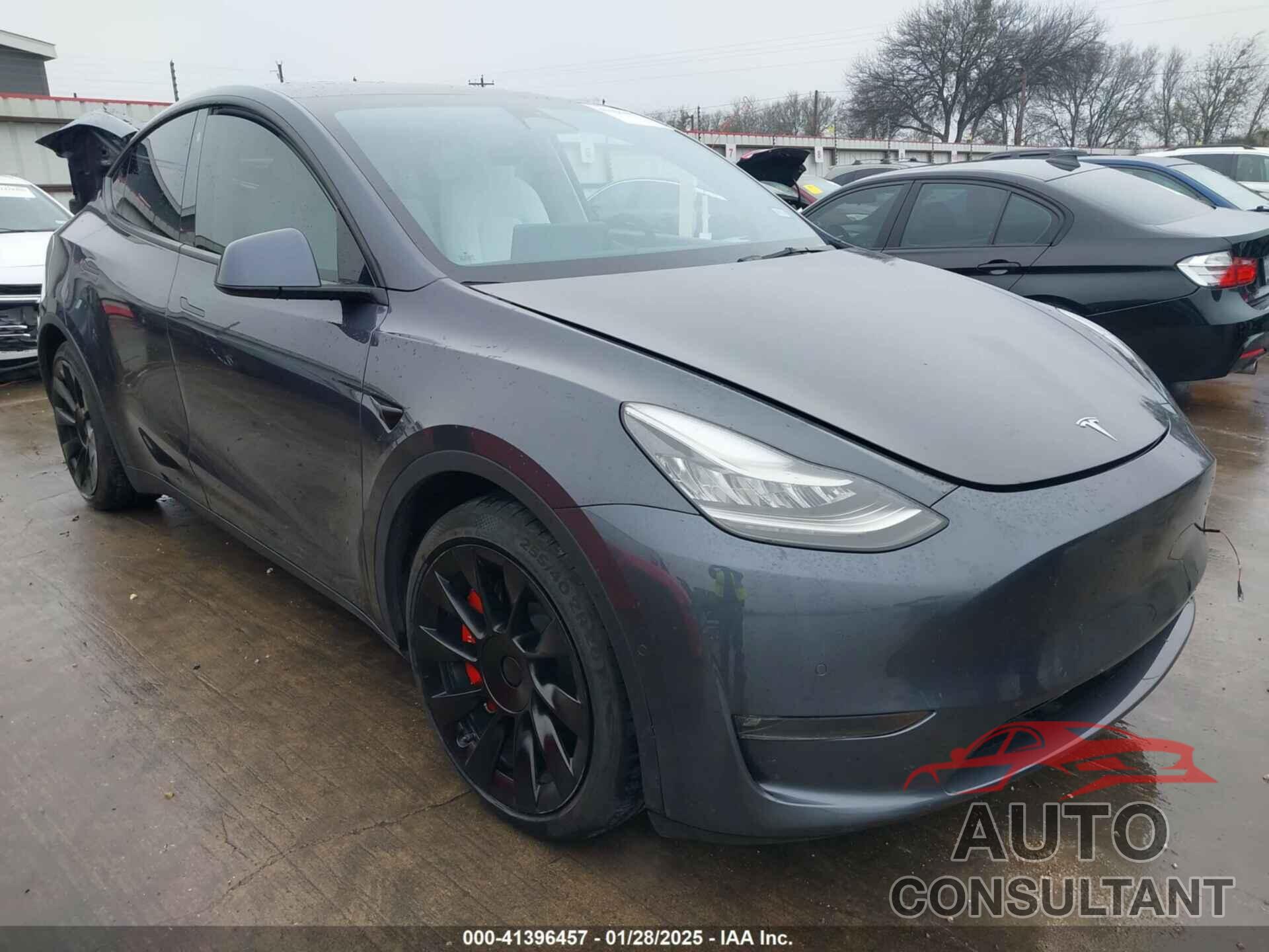 TESLA MODEL Y 2021 - 5YJYGAEE8MF186967