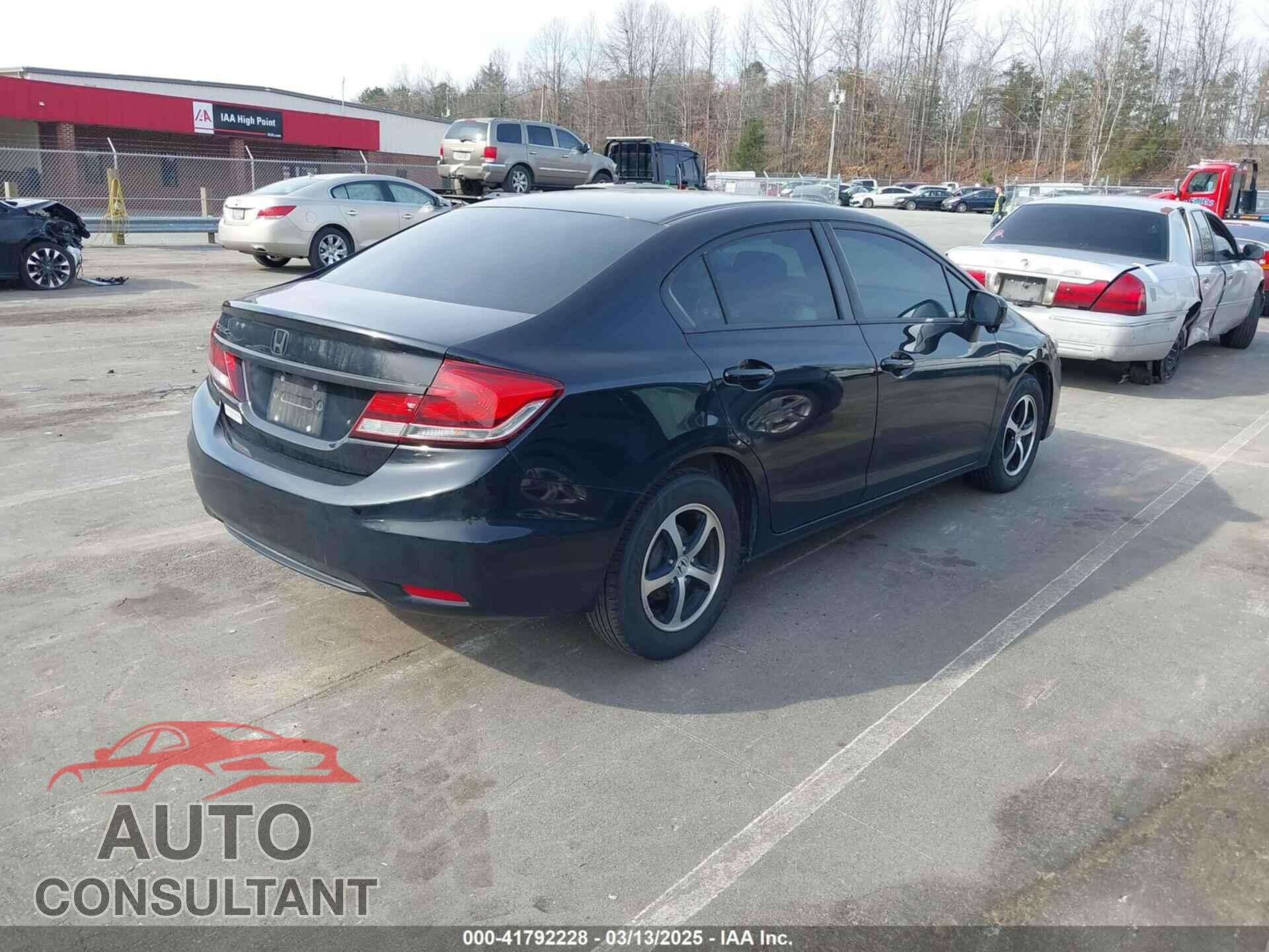 HONDA CIVIC 2015 - 2HGFB2F78FH564814