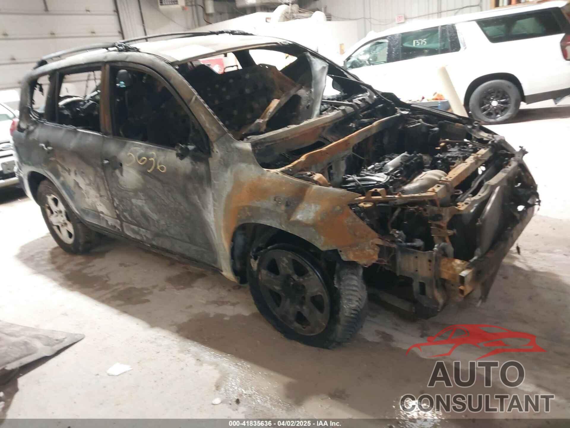 TOYOTA RAV4 2012 - 2T3JF4DV8CW253700