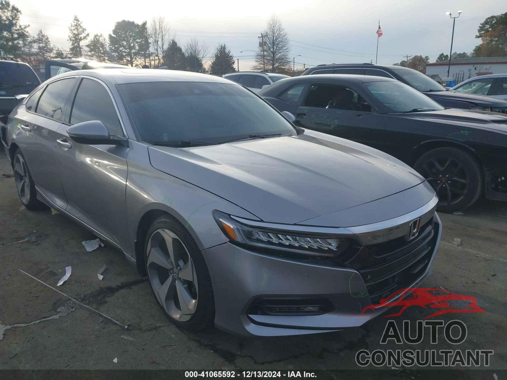 HONDA ACCORD 2018 - 1HGCV1F96JA186439