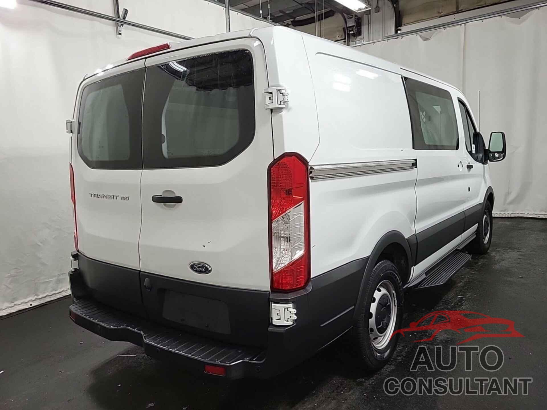 FORD TRANSIT-150 2017 - 1FTYE1YM9HKA82506