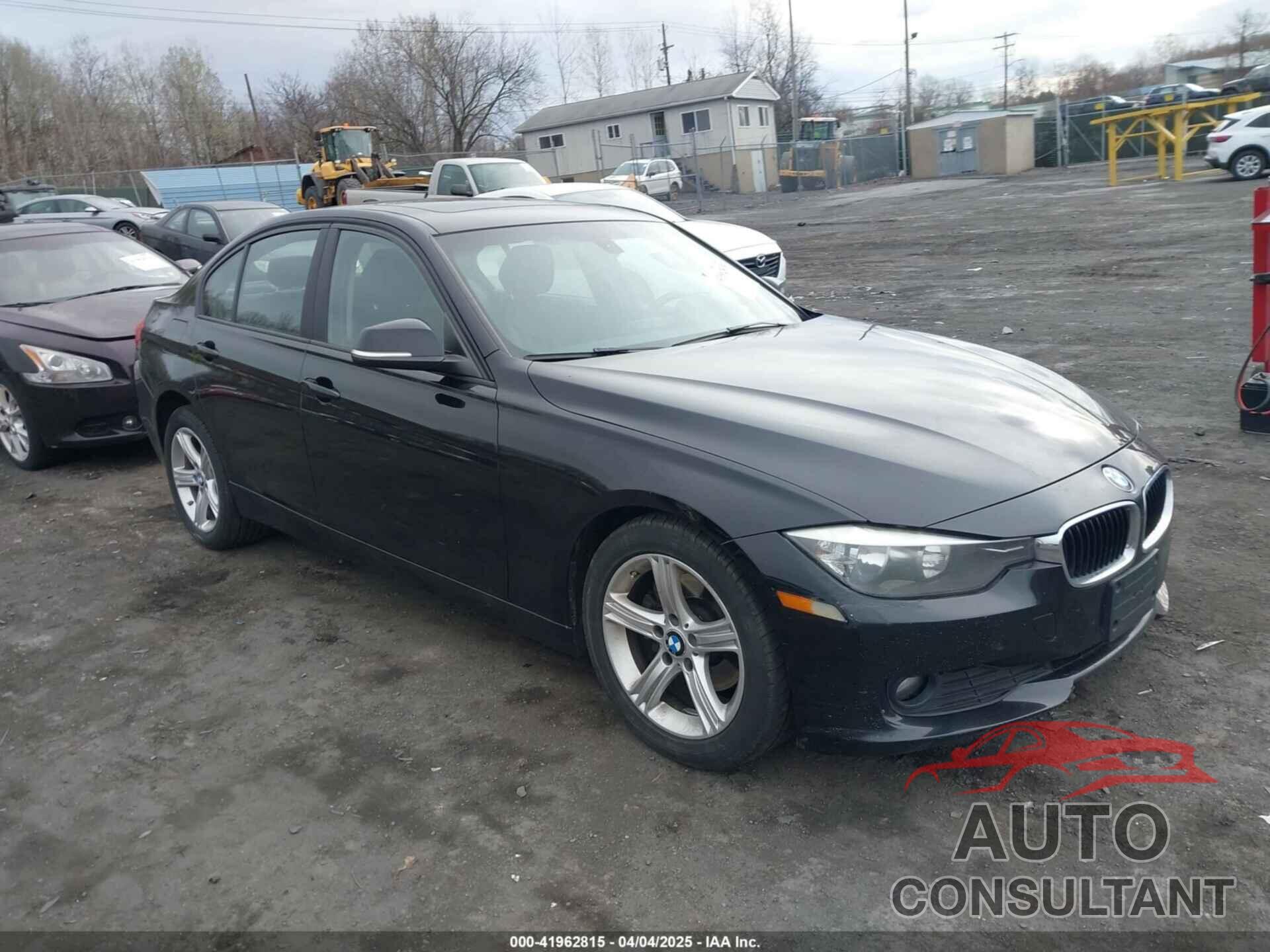 BMW 320I 2014 - WBA3C3G59ENS70388