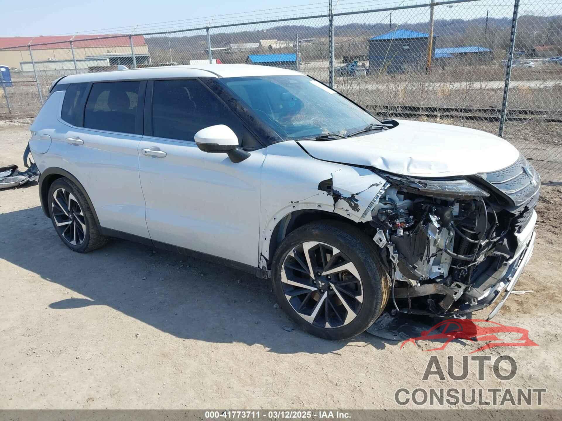 MITSUBISHI OUTLANDER 2022 - JA4J4UA80NZ033078