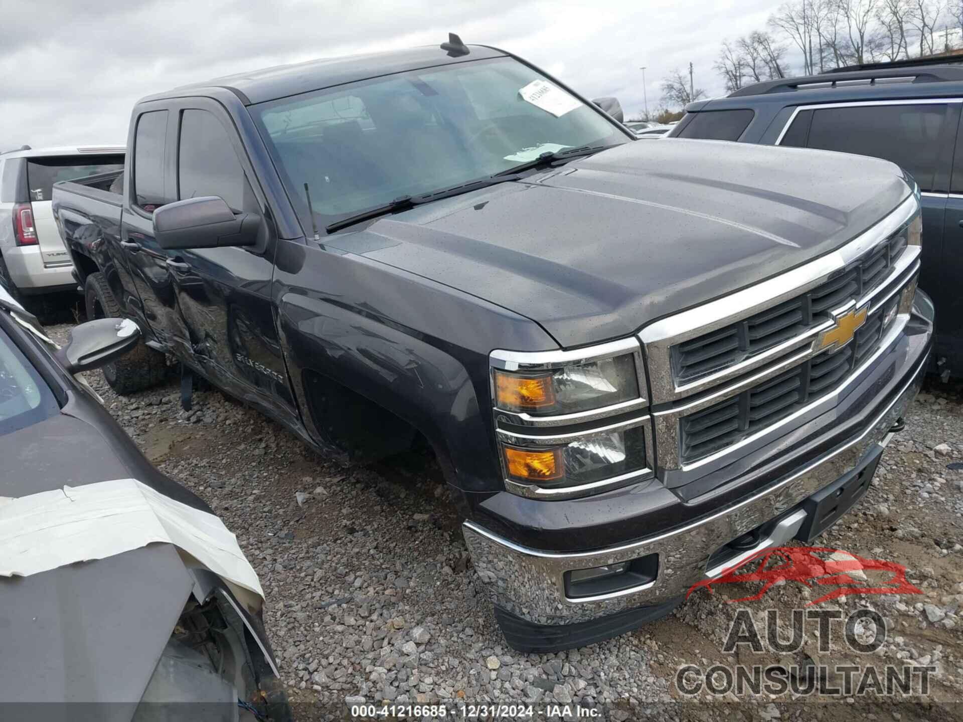 CHEVROLET SILVERADO 1500 2015 - 1GCVKREC5FZ390024