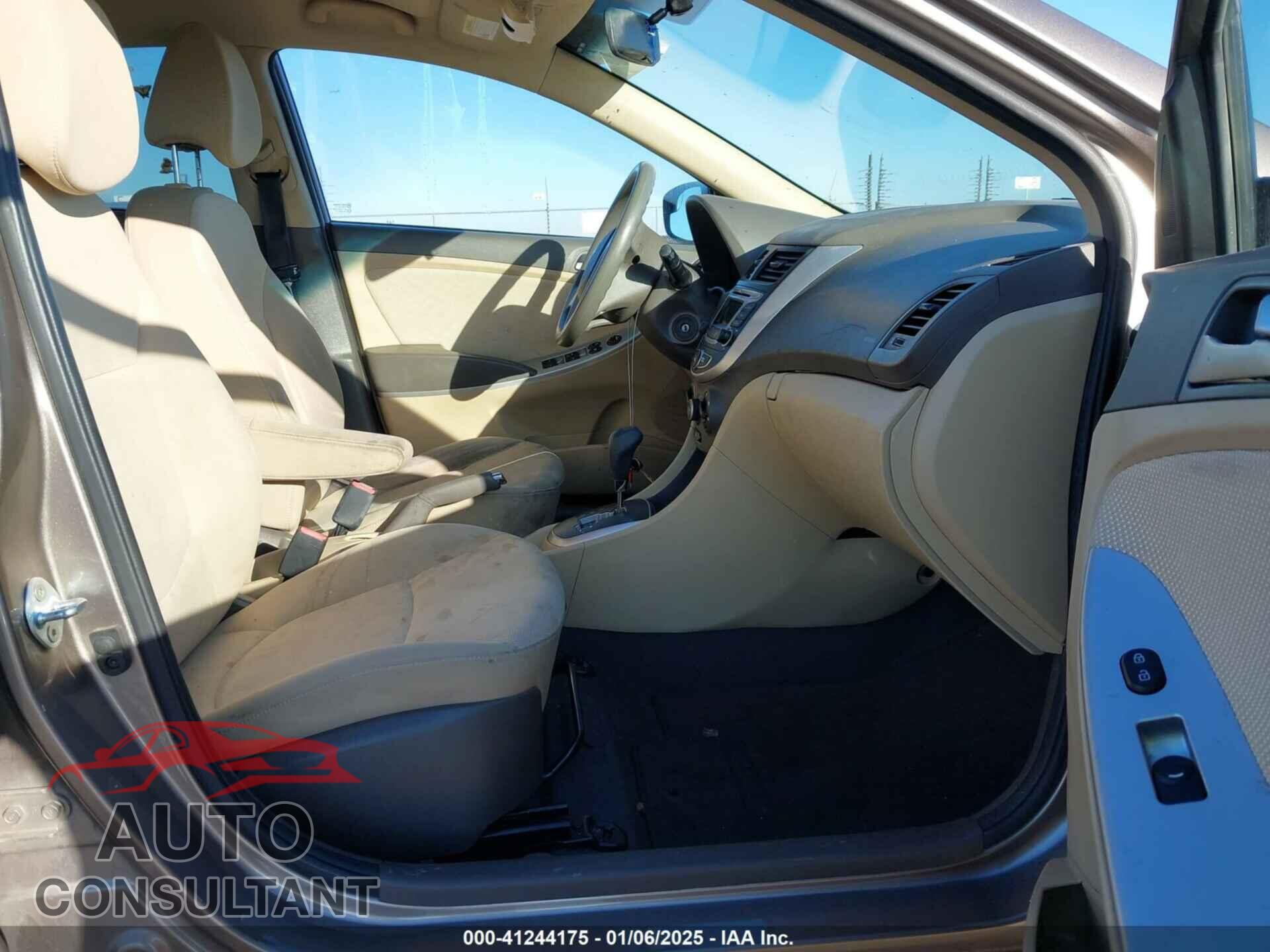 HYUNDAI ACCENT 2014 - KMHCT4AE3EU715744