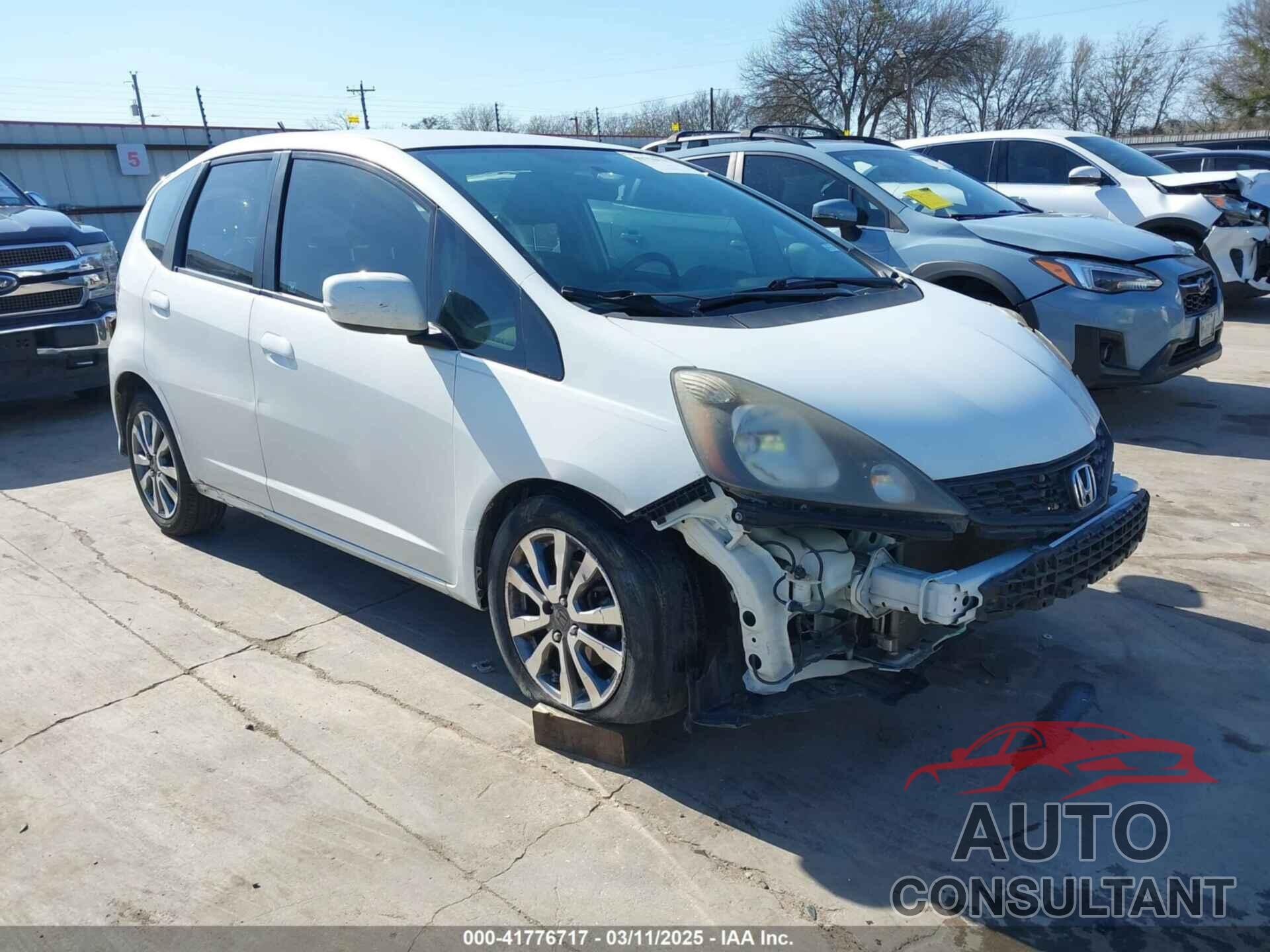 HONDA FIT 2013 - JHMGE8H54DC059358