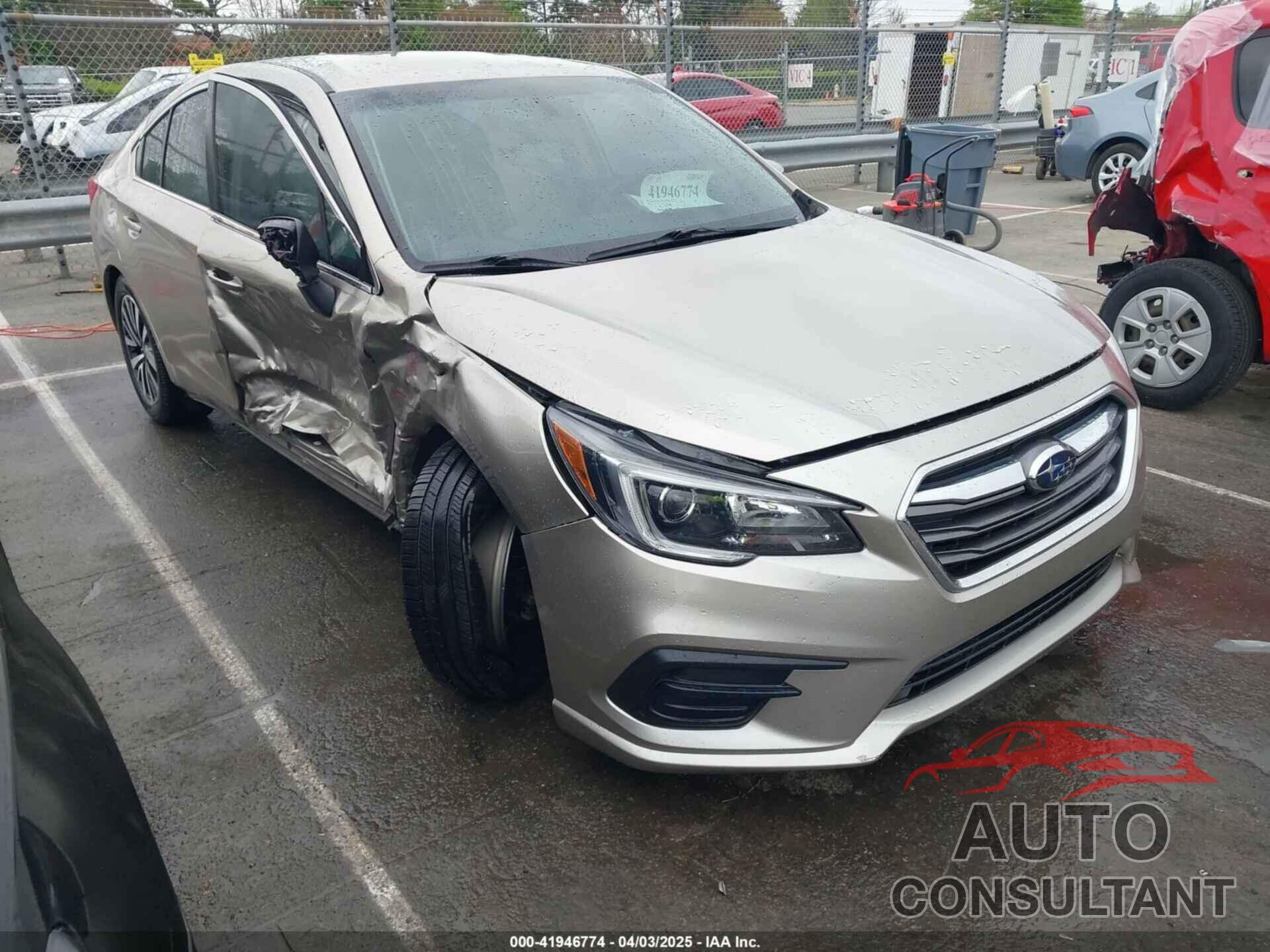 SUBARU LEGACY 2019 - 4S3BNAF6XK3007194