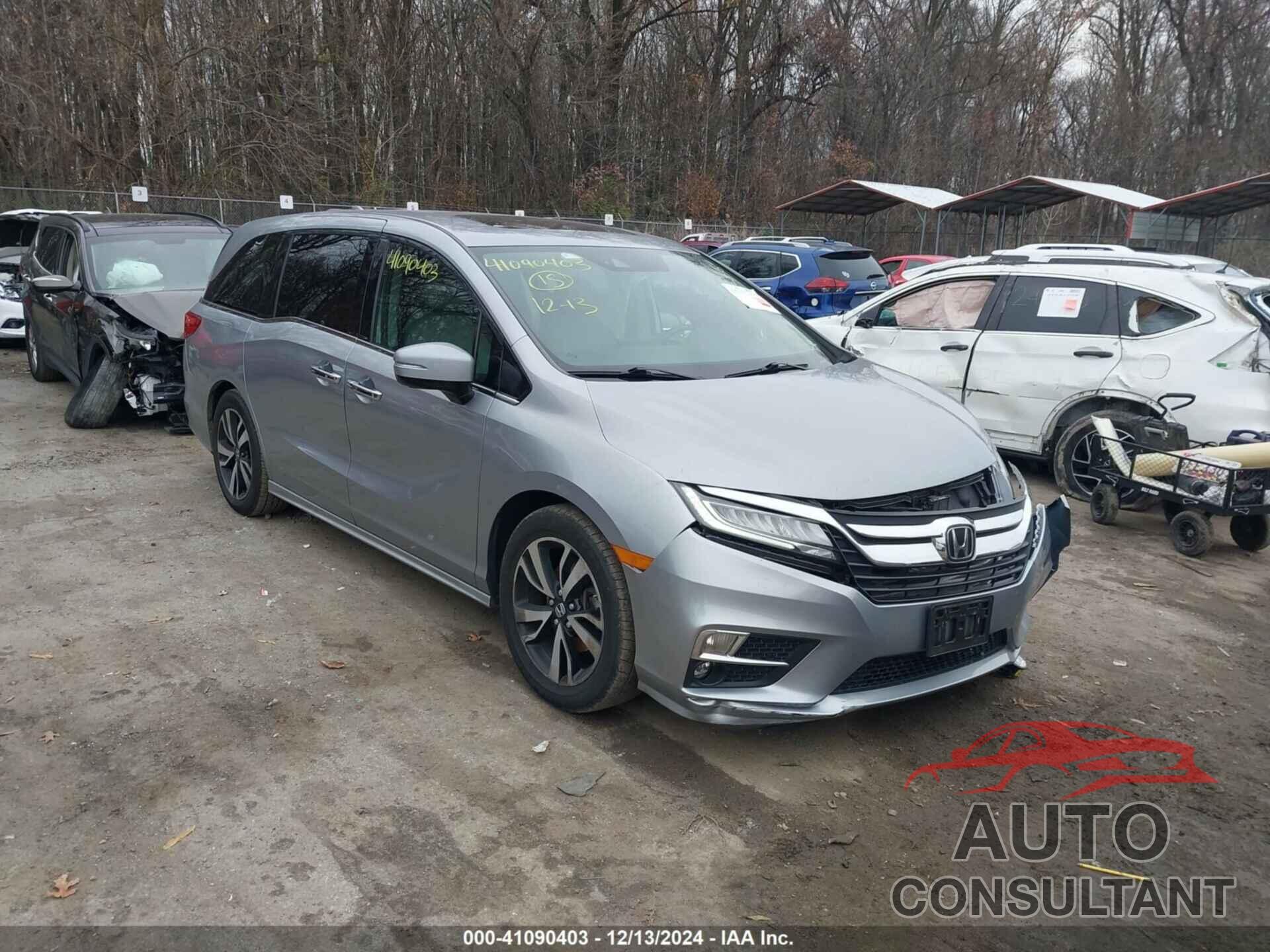 HONDA ODYSSEY 2018 - 5FNRL6H98JB023680