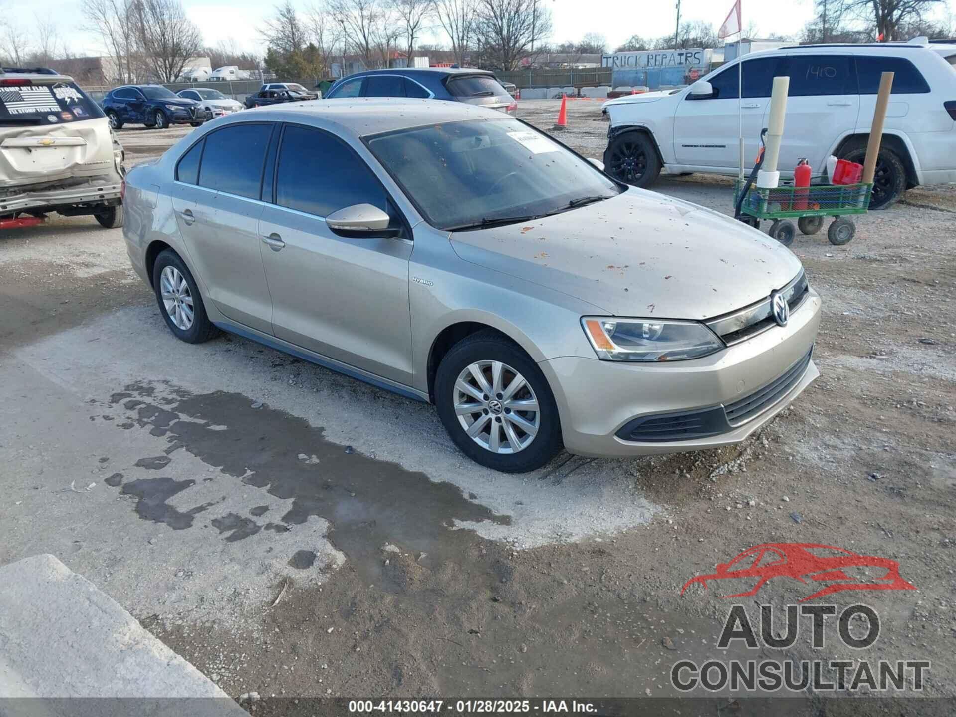 VOLKSWAGEN JETTA 2013 - 3VW637AJXDM245051