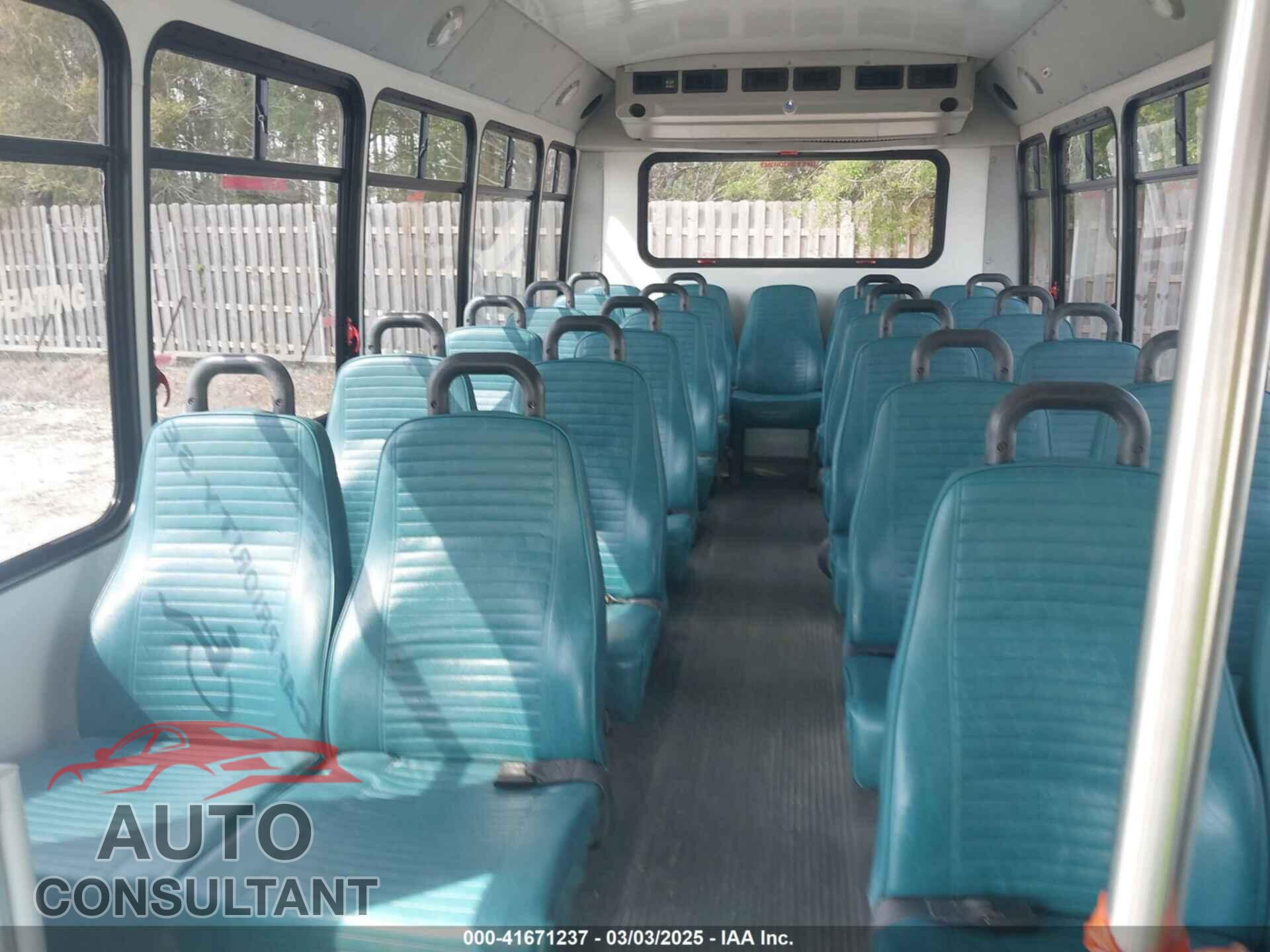 FORD E-450 CUTAWAY 2017 - 1FDFE4FS0HDC20797