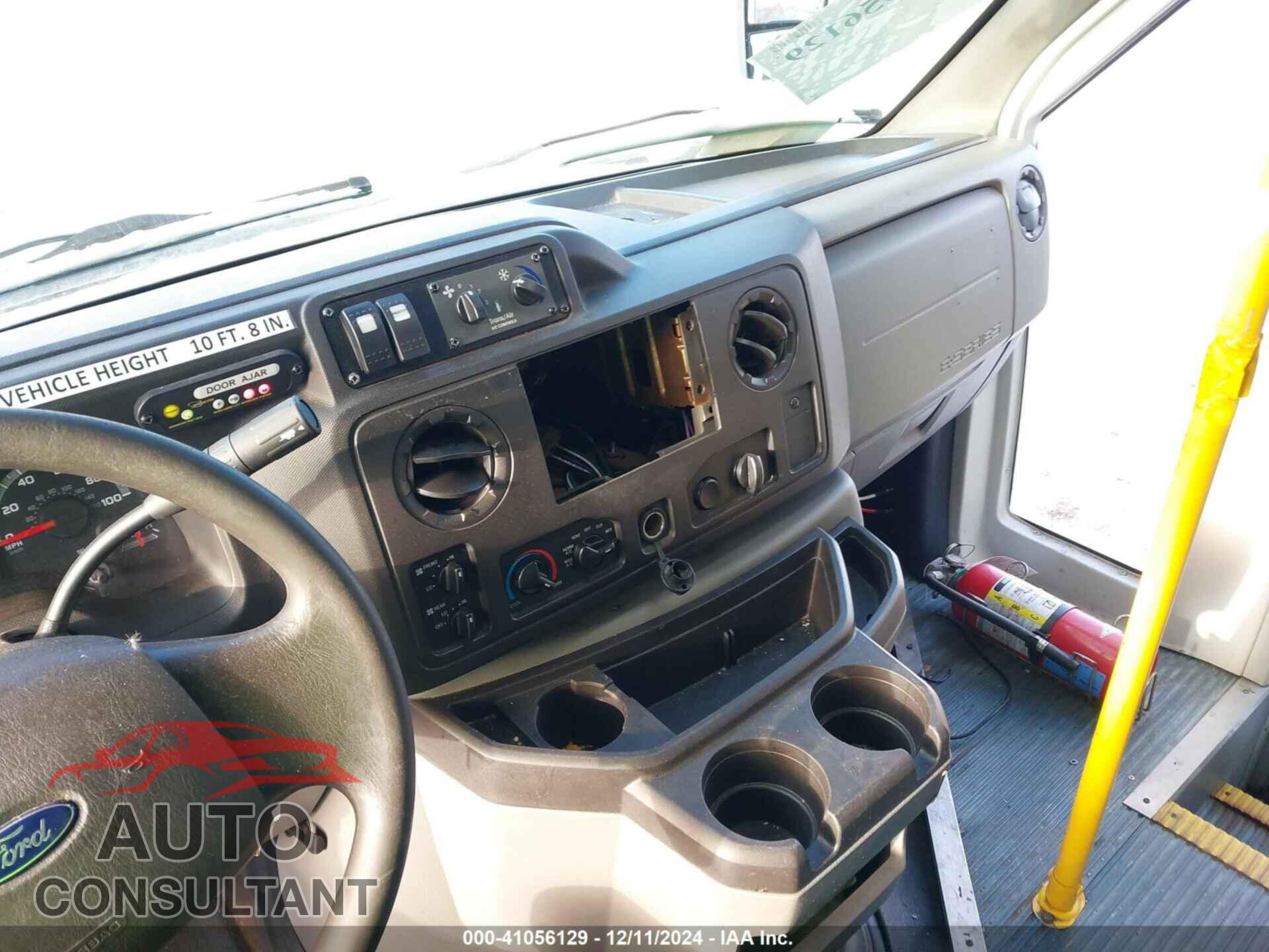 FORD E-450 CUTAWAY 2017 - 1FDFE4FS5HDC36784