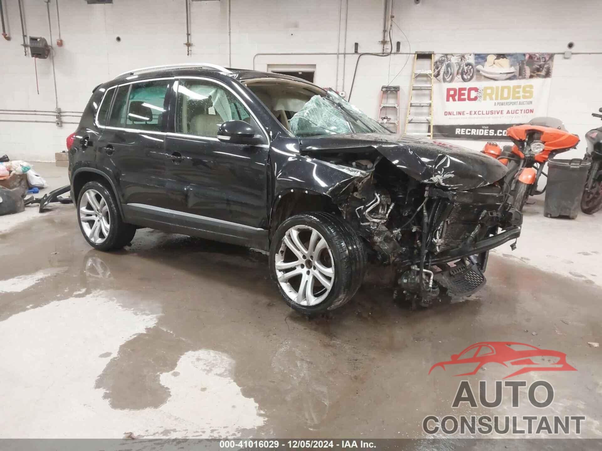 VOLKSWAGEN TIGUAN 2013 - WVGBV3AX1DW567257