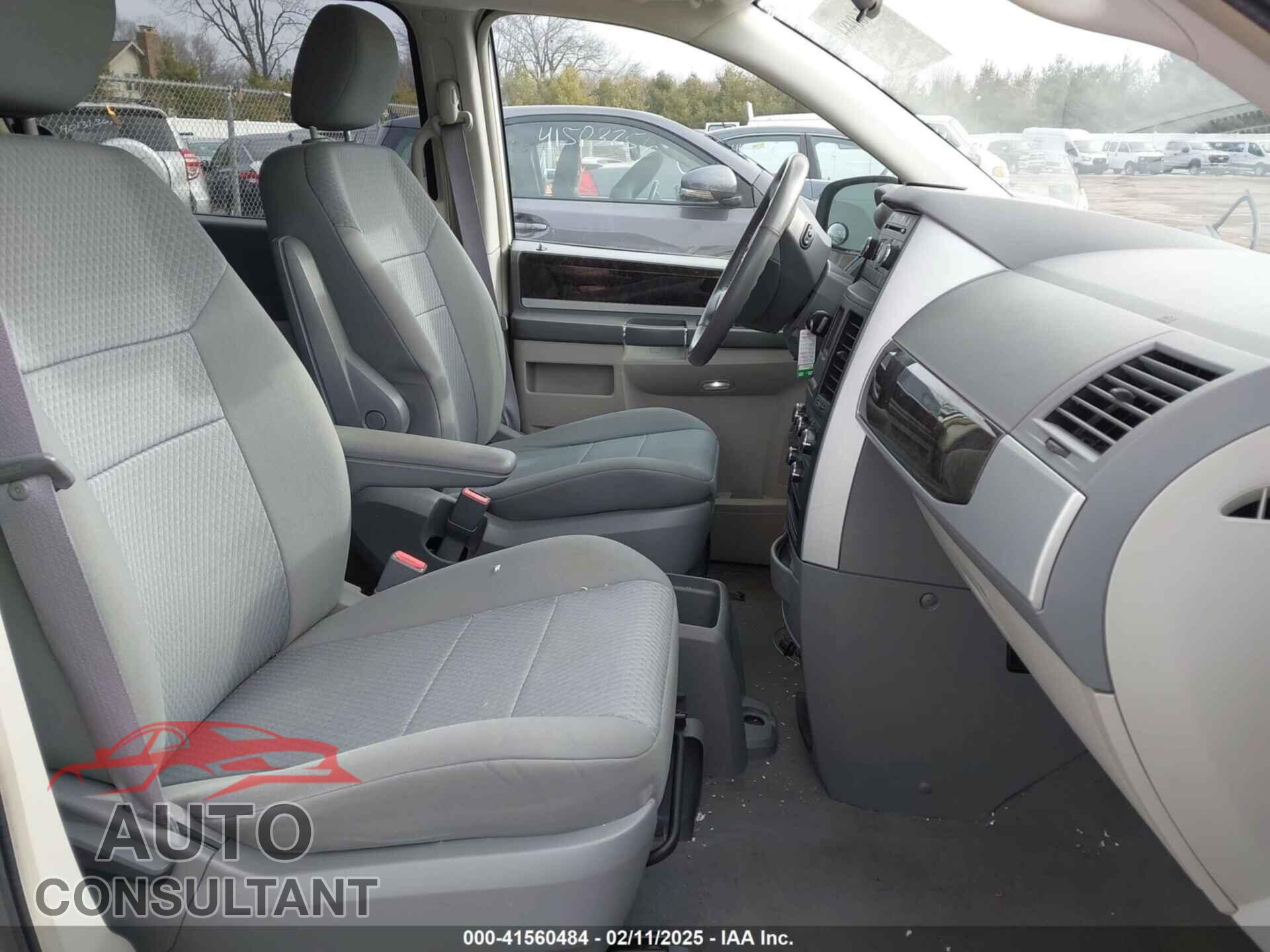 DODGE GRAND CARAVAN 2010 - 2D4RN5D18AR218903