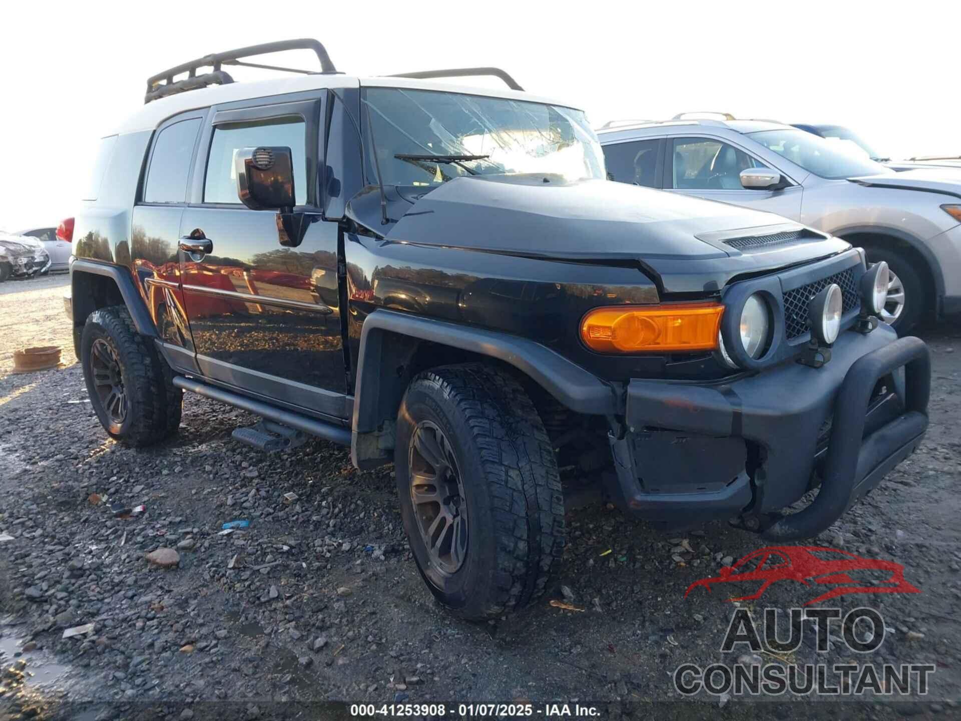 TOYOTA FJ CRUISER 2012 - JTEBU4BF7CK119898