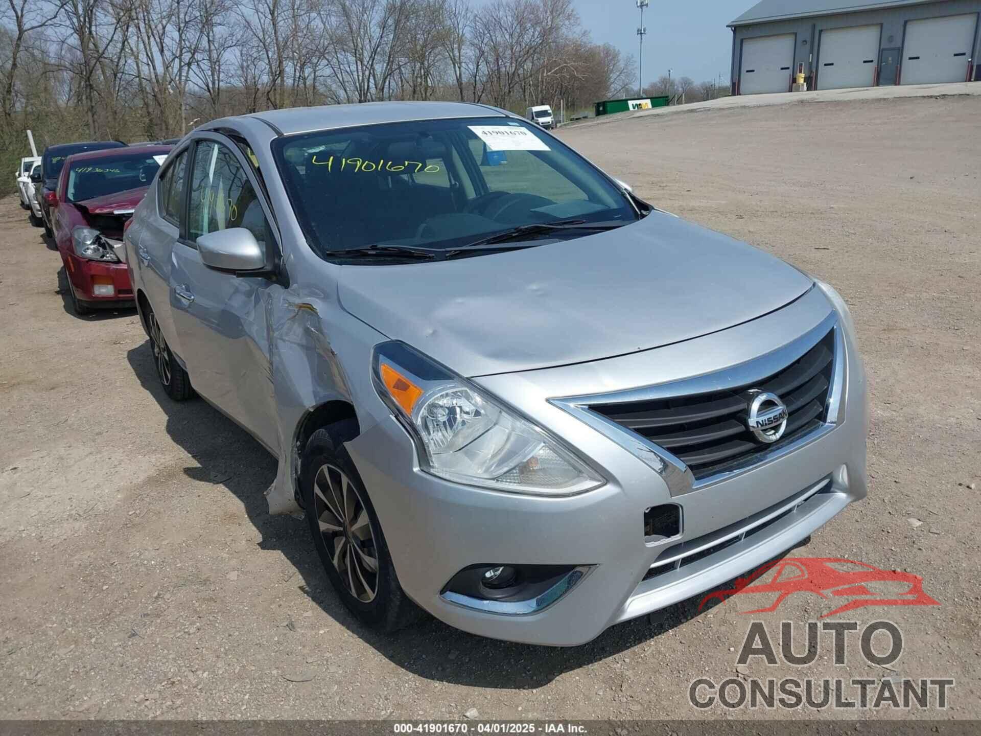 NISSAN VERSA 2017 - 3N1CN7AP5HK449460