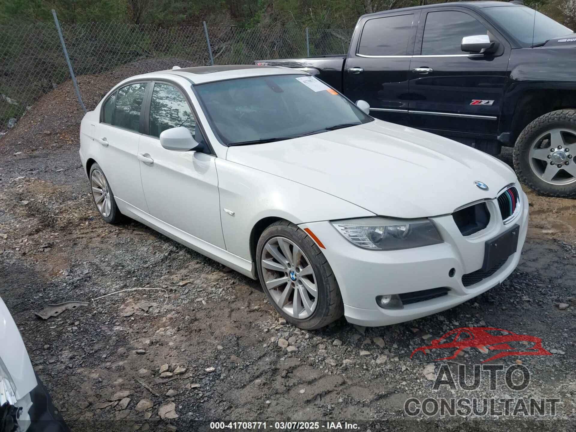 BMW 328I 2011 - WBAPH7G50BNM55631